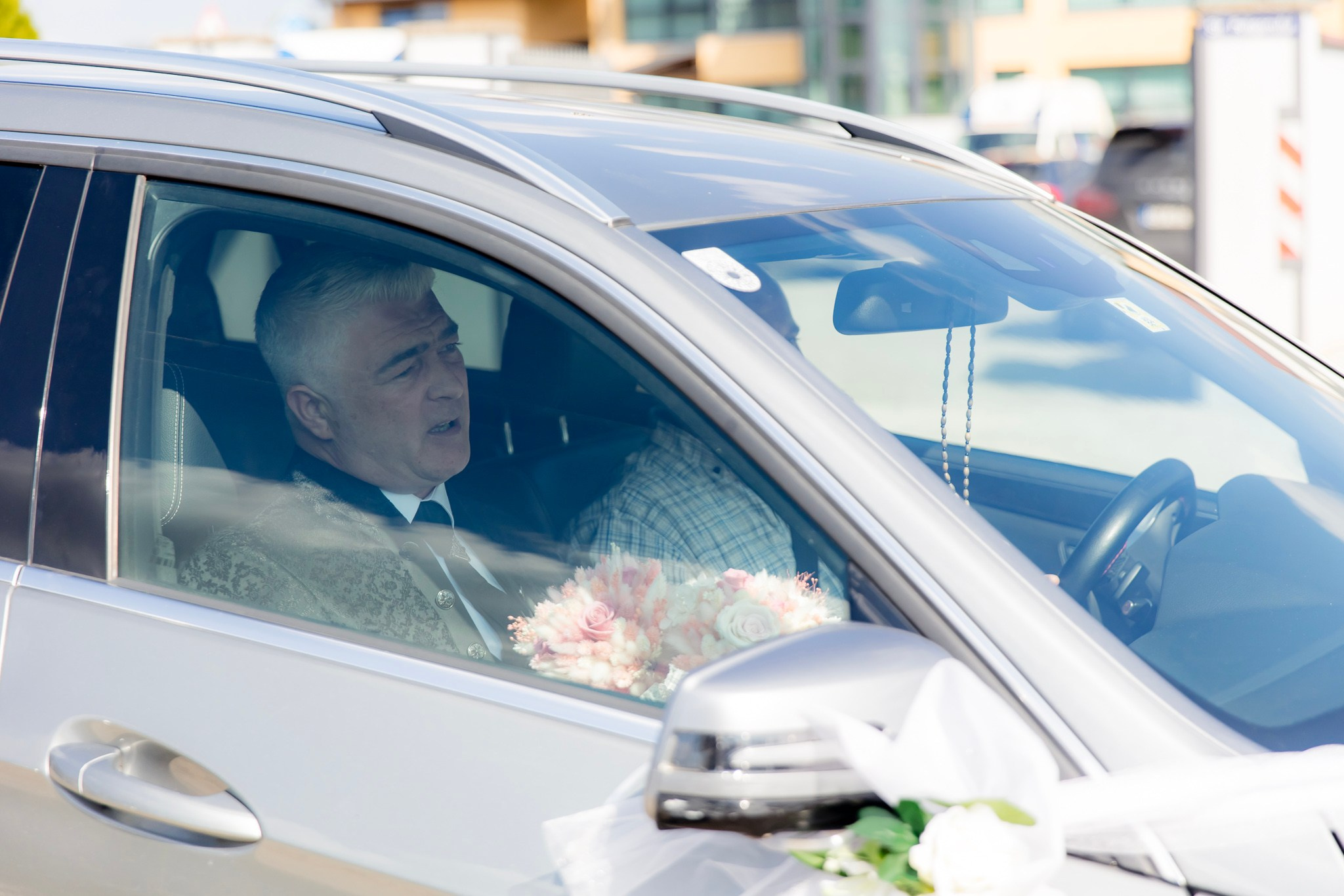 Mihai & Oana. Servicii foto-video profesionale, pentru momente de neuitat