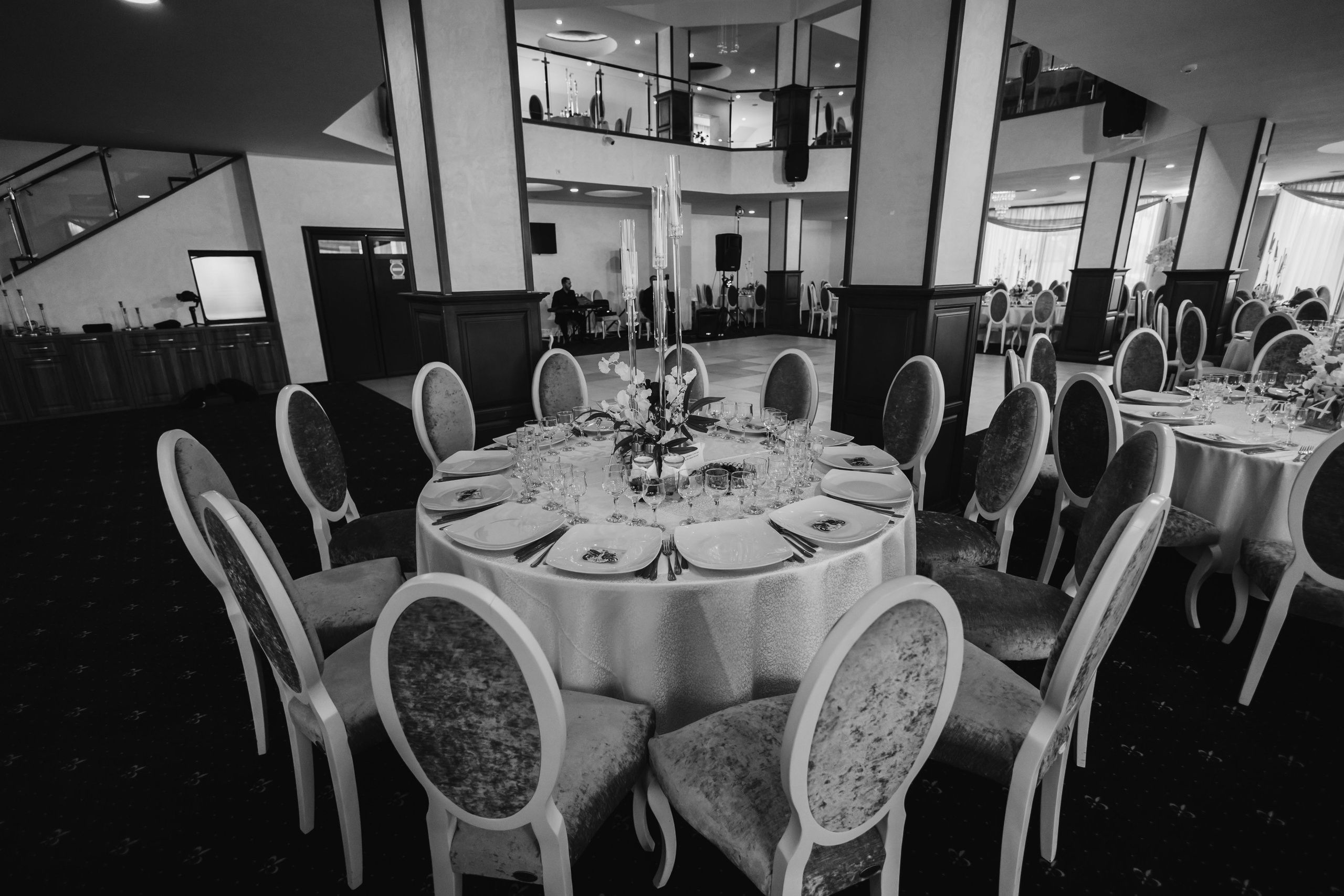 Loredana & Emilian – Ziua Nunții | Videografie - fotografie Botez Suceava, Iași, Botoșani. Servicii foto-video profesionale, pentru momente de neuitat