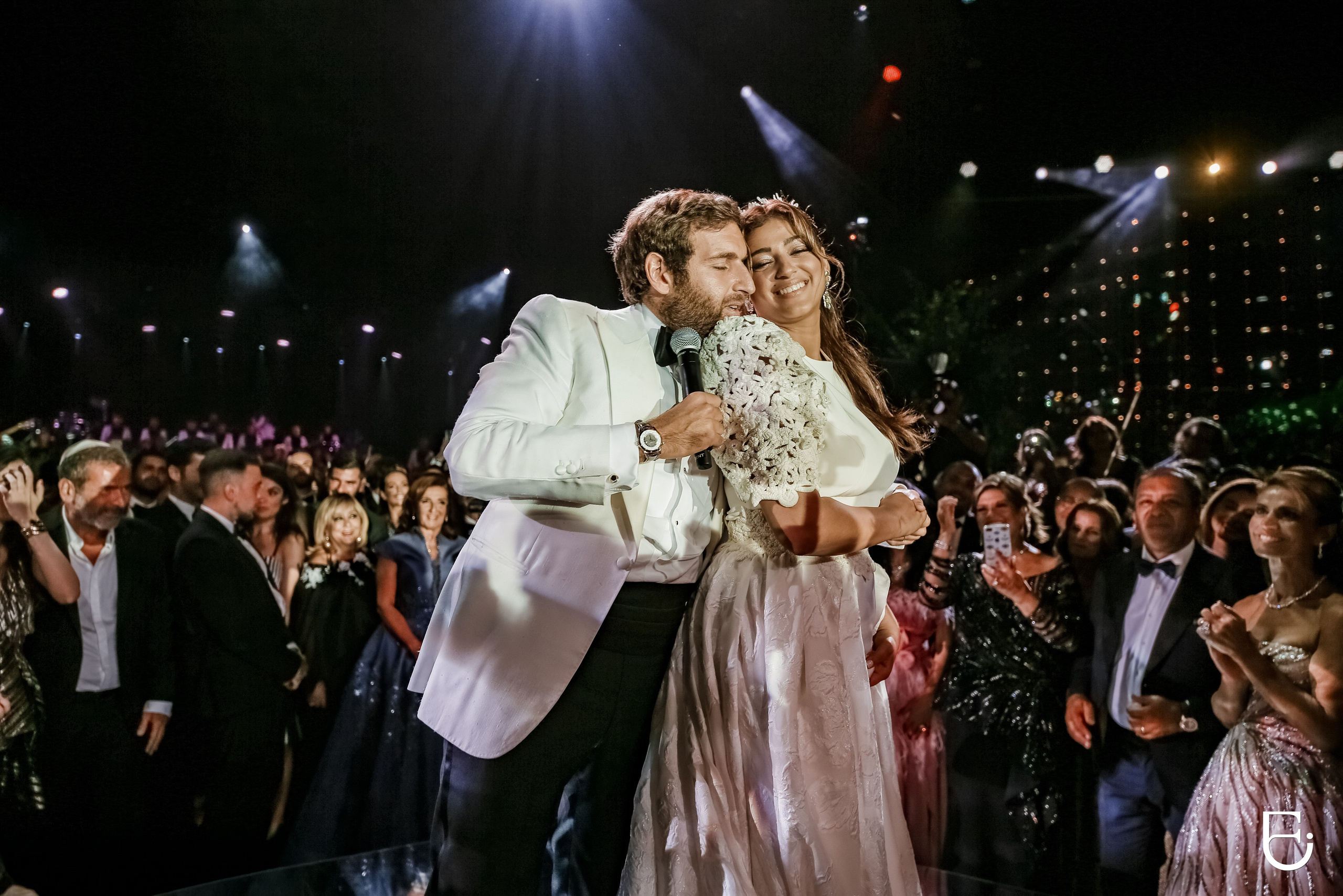 WEDDINGS. CAMELLIA ART PHOTOGRAPHY