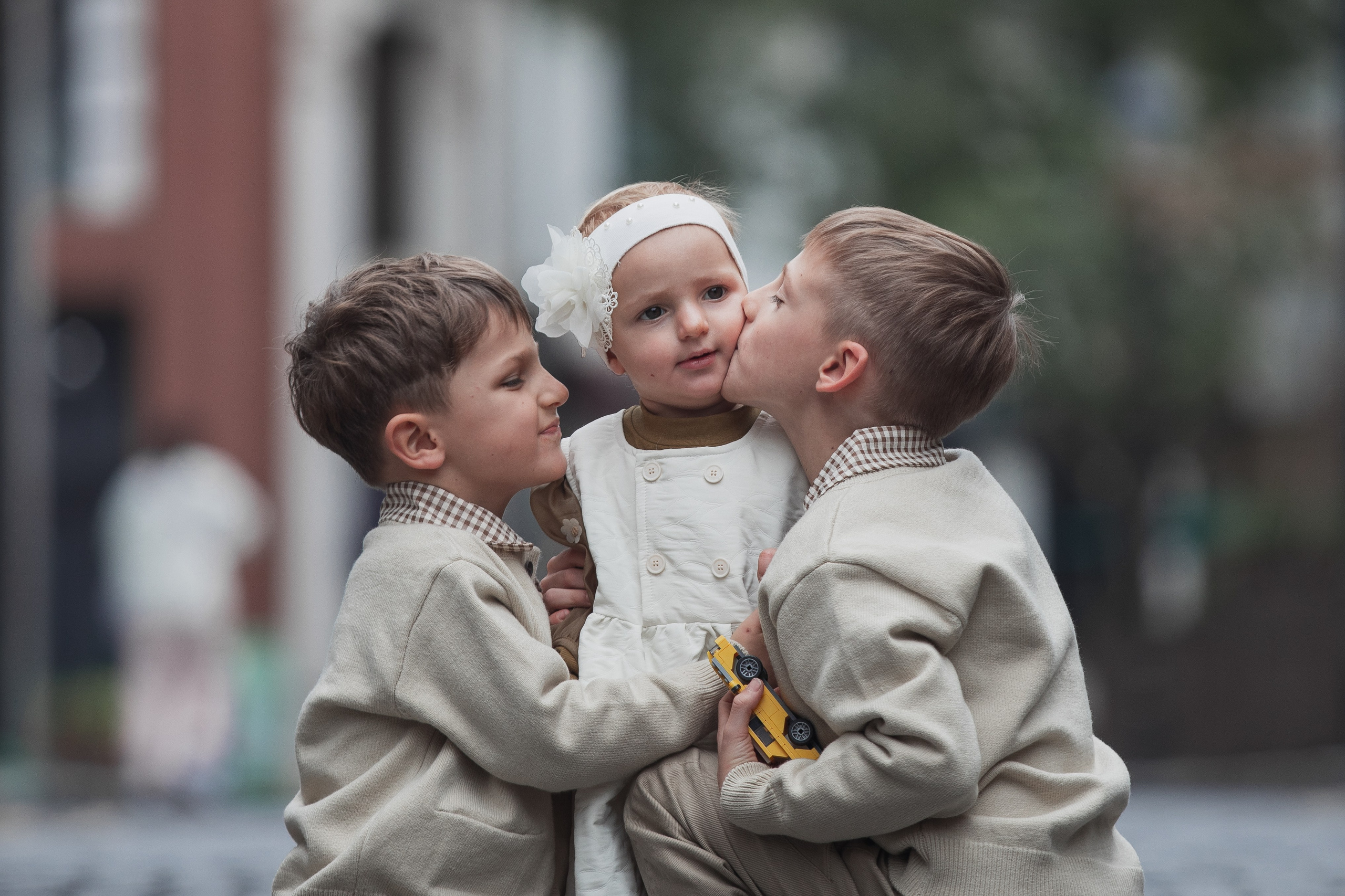 Family photoshoot in Temsa town, Shanghai. Photographer in Shanghai — Lola Pidluskaya