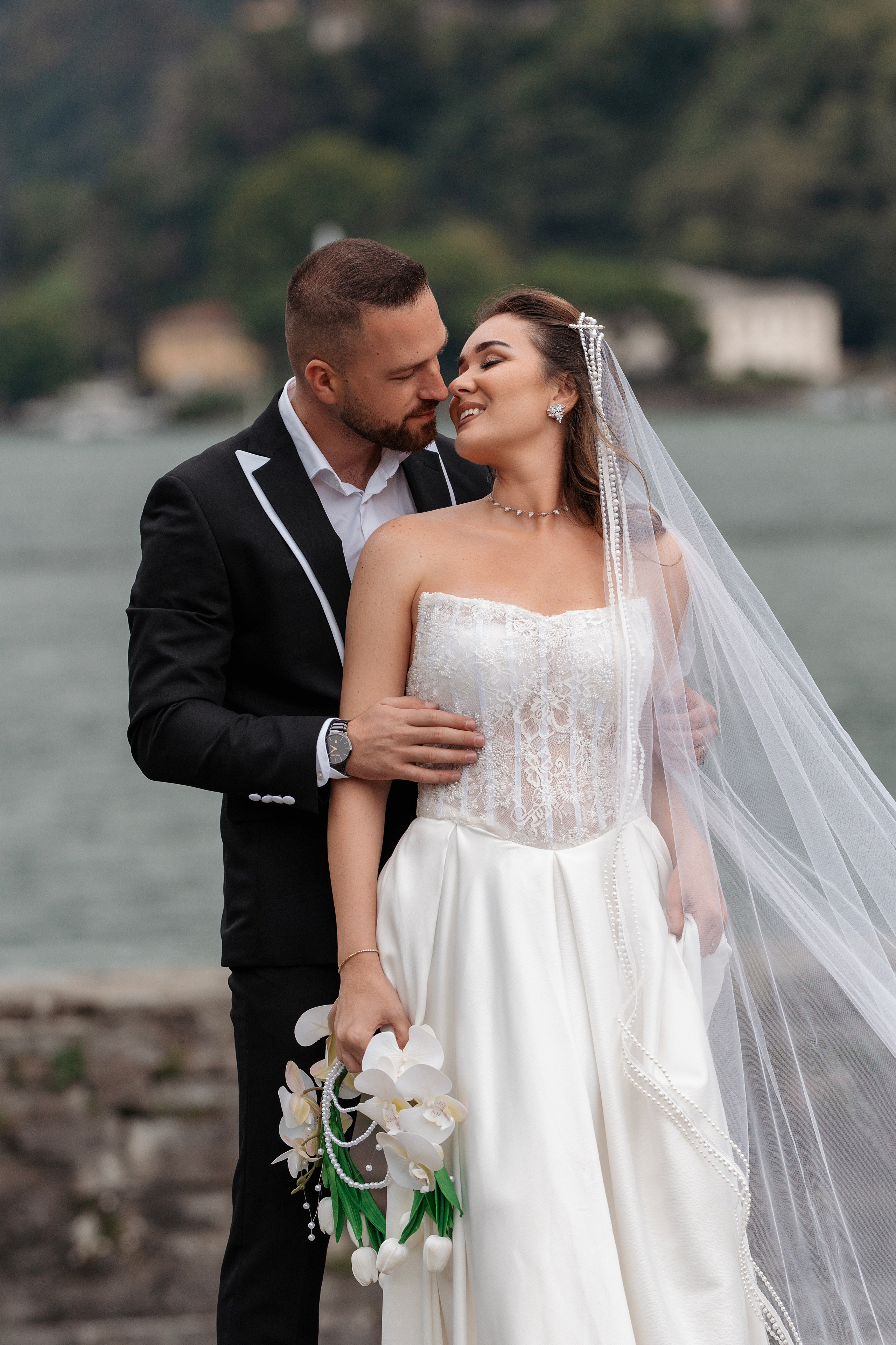 Edina & Vilson Lake Como. Fotografo matrimonio Lago di Como Ferrari Media Production