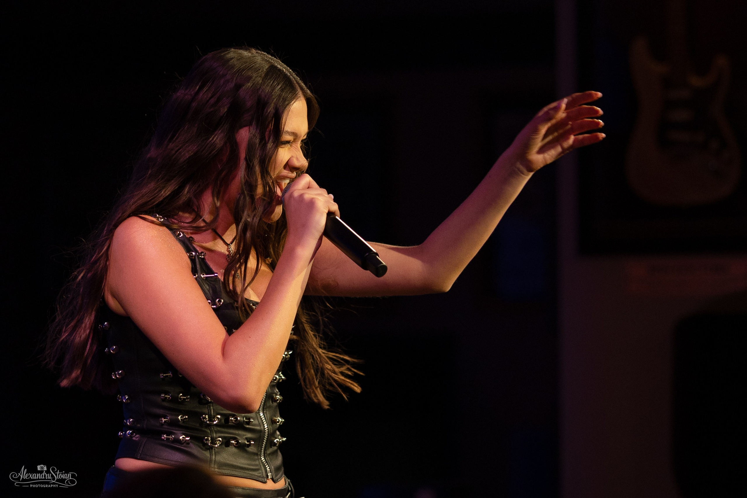 Misha Miller — Hard Rock Cafe. Http://www.alexphoto.ro