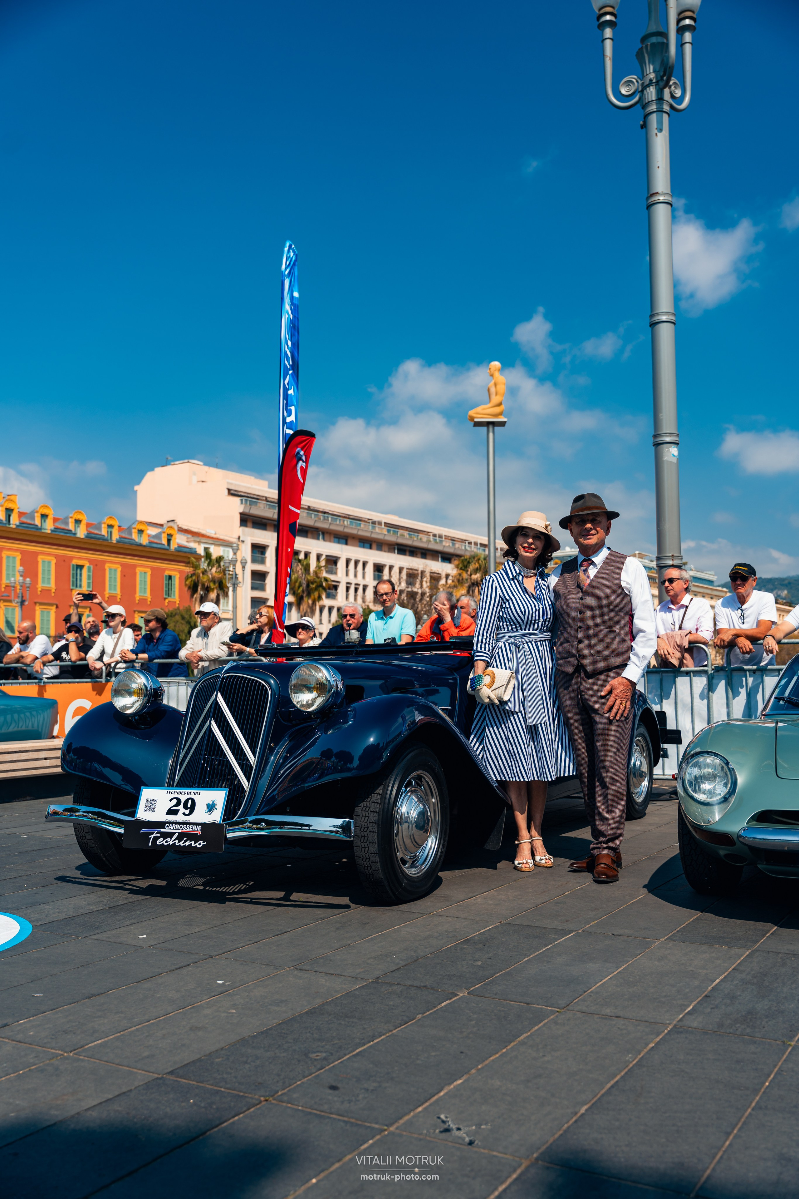Legends de Nice. Photographe de voitures à Paris — Vitalii Motruk