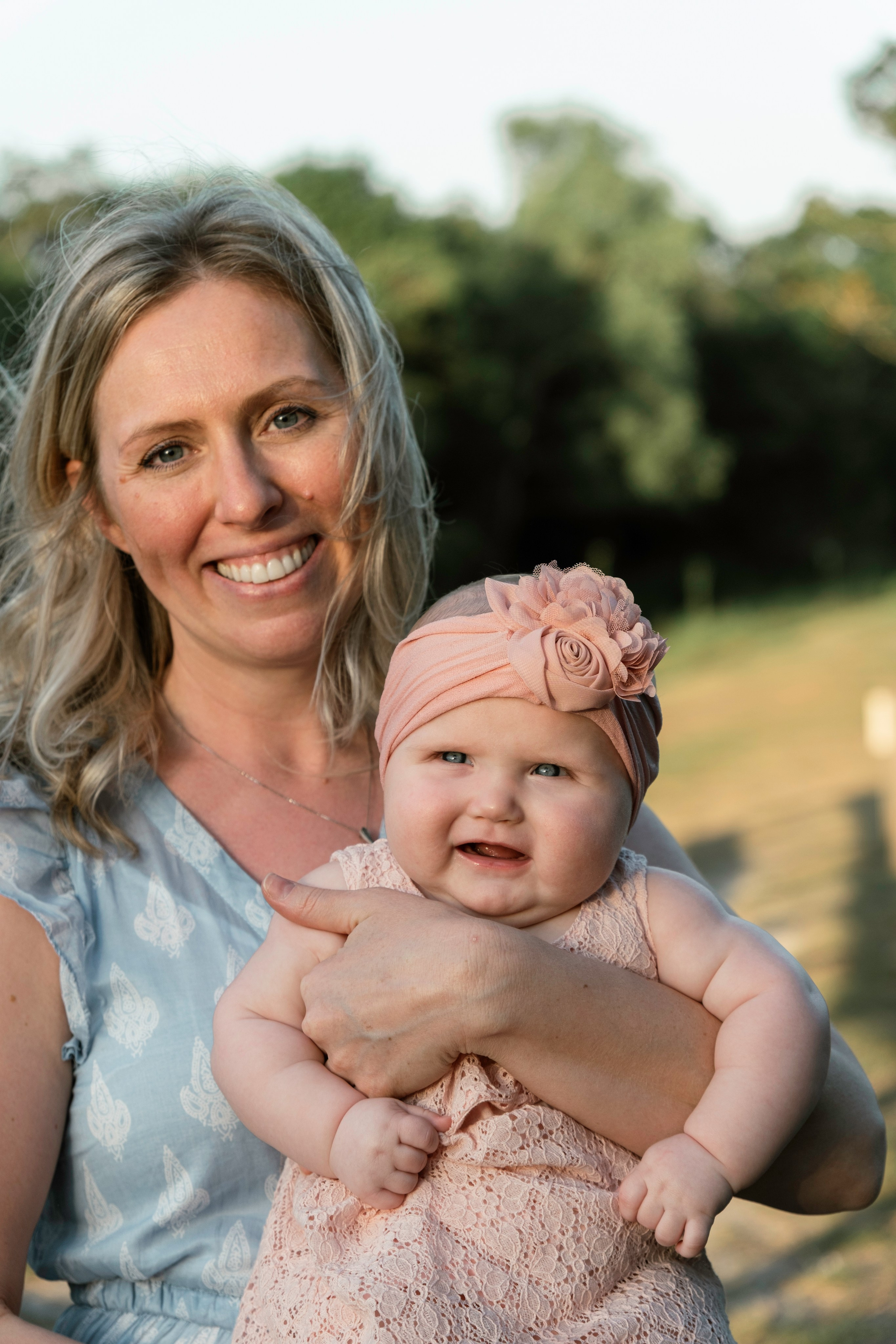 Anastasia and family. Photographer Vladmir Gladkov