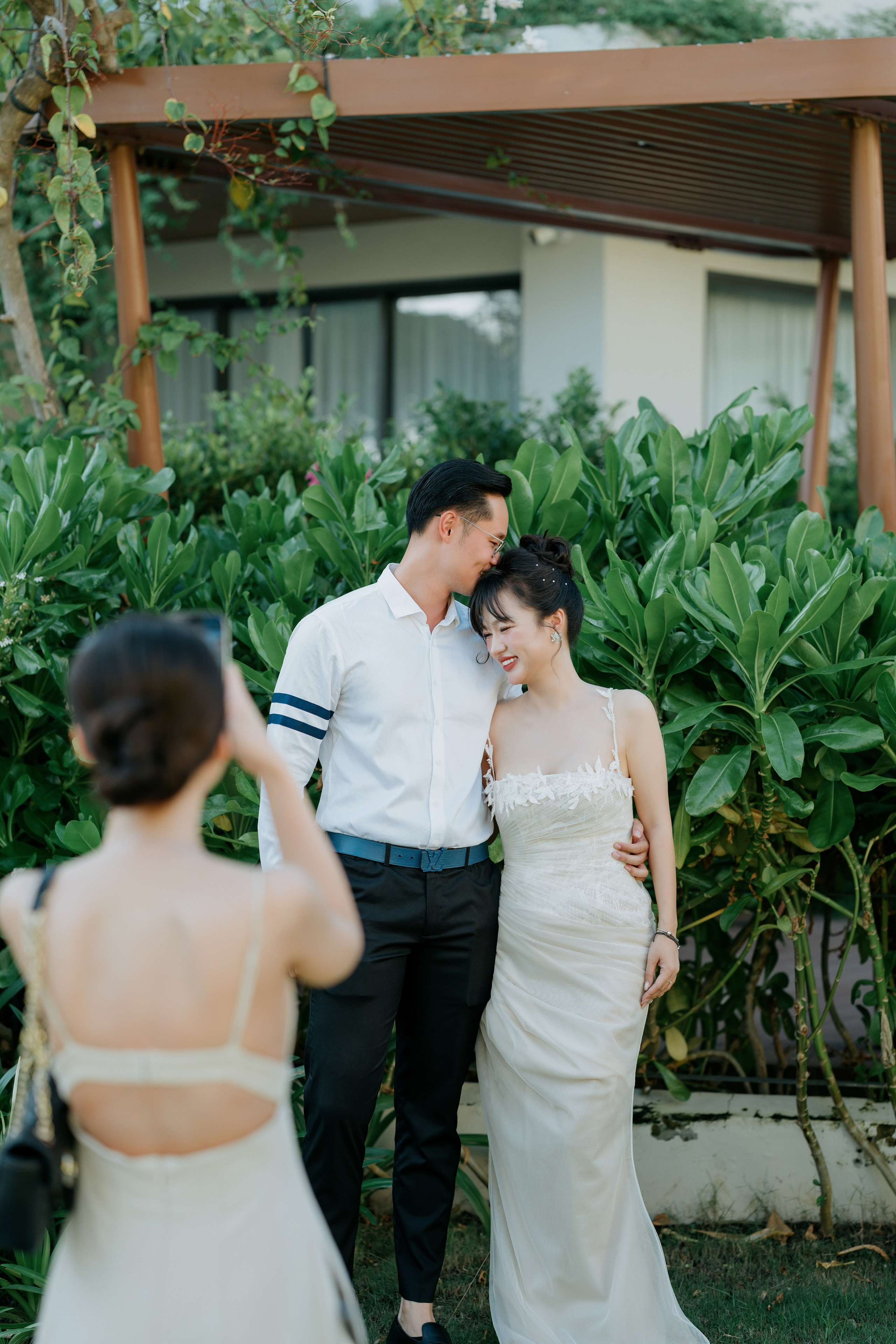DUC HOANG & HUONG ANH / The Vows. Saigon Wedding Present | Art Beyond Moments