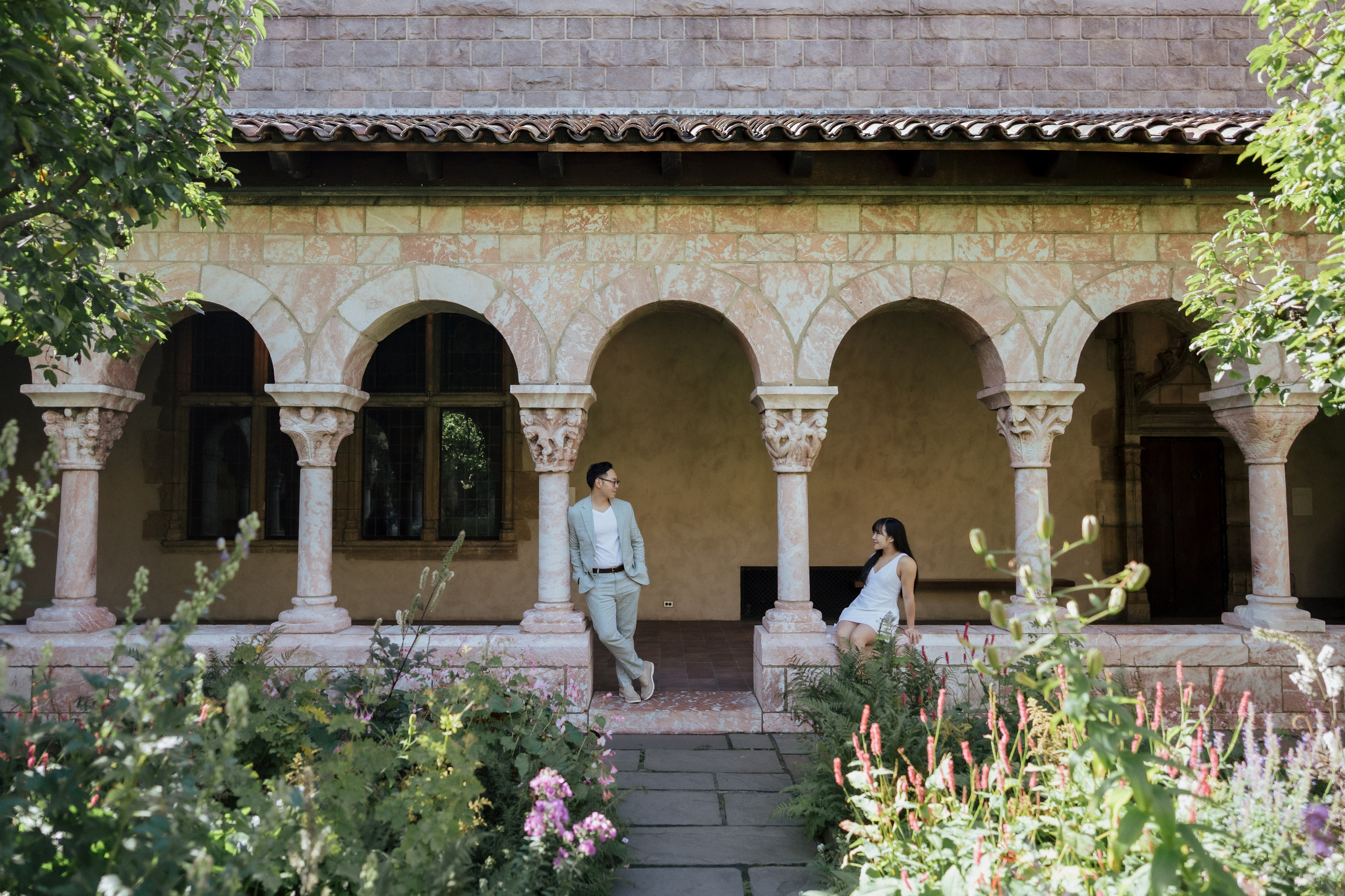 COUPLES. Ljova She Photography | This website is dedicated to wedding, couple, and proposal photography