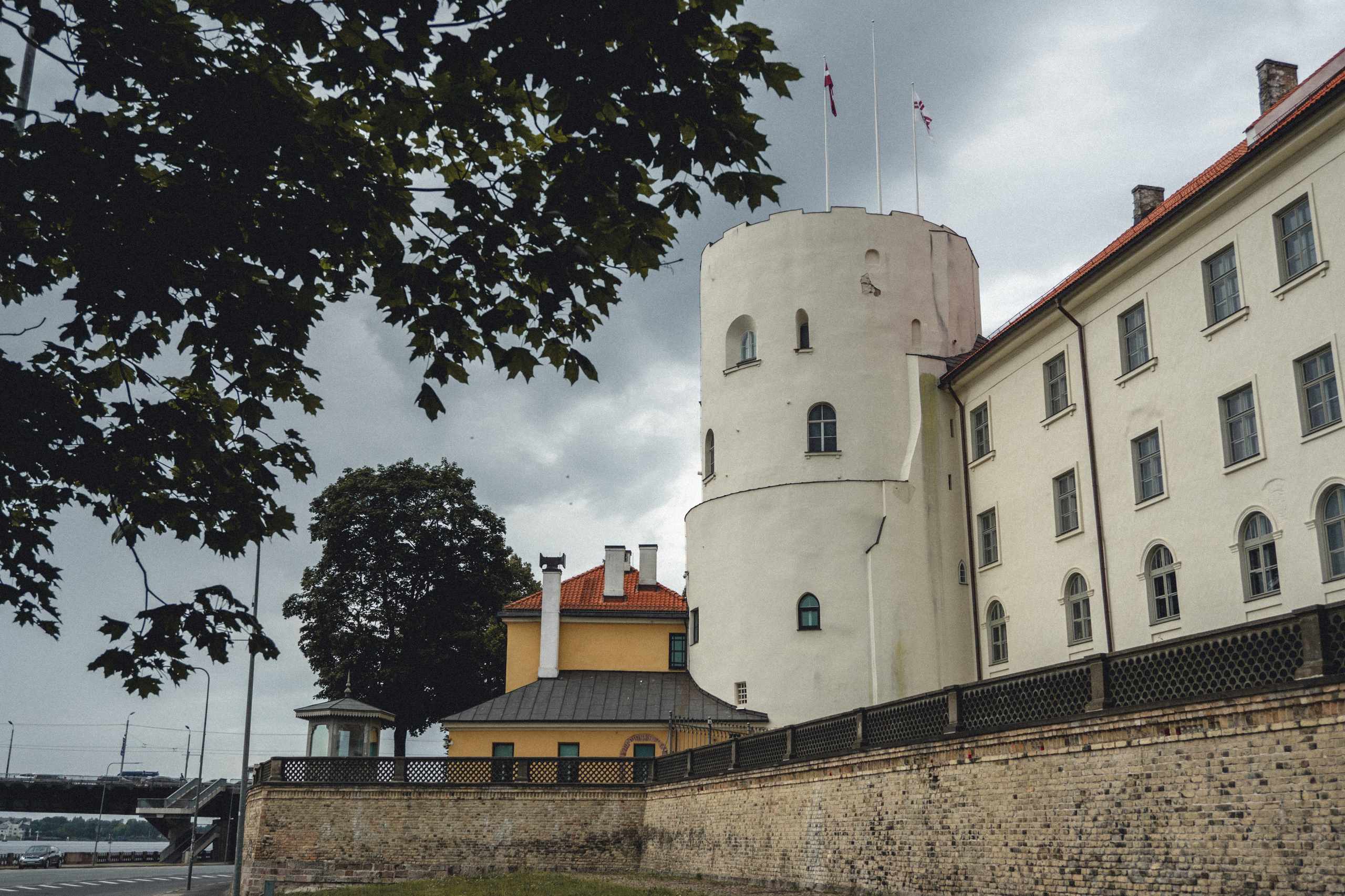 Voyage à Riga. Photographe sur Cote d’Azur. Portraits de familles, couples, enfants, événements