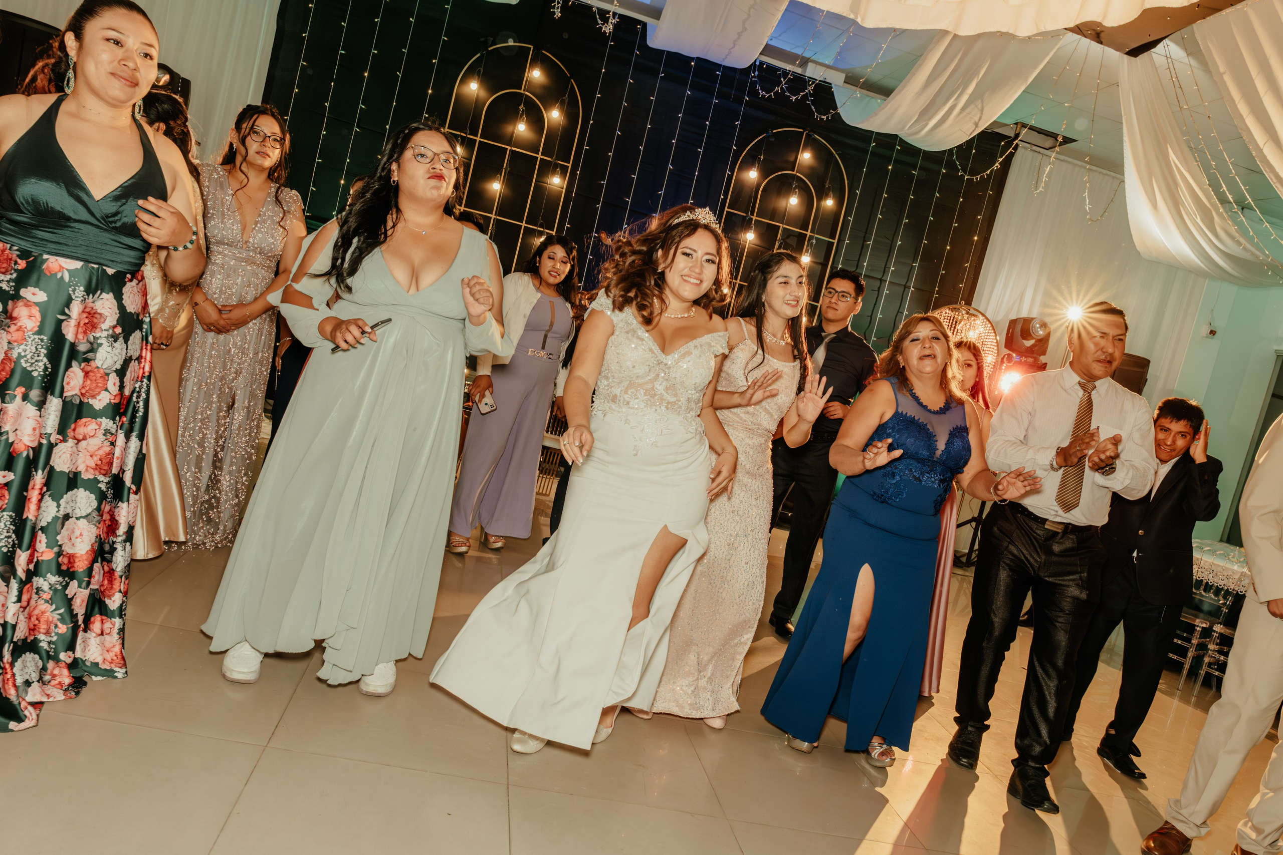 ANGIE + MANUEL BODA RELIGIOSA. Studio KVTA | Fotografía y Video de Bodas en Arequipa