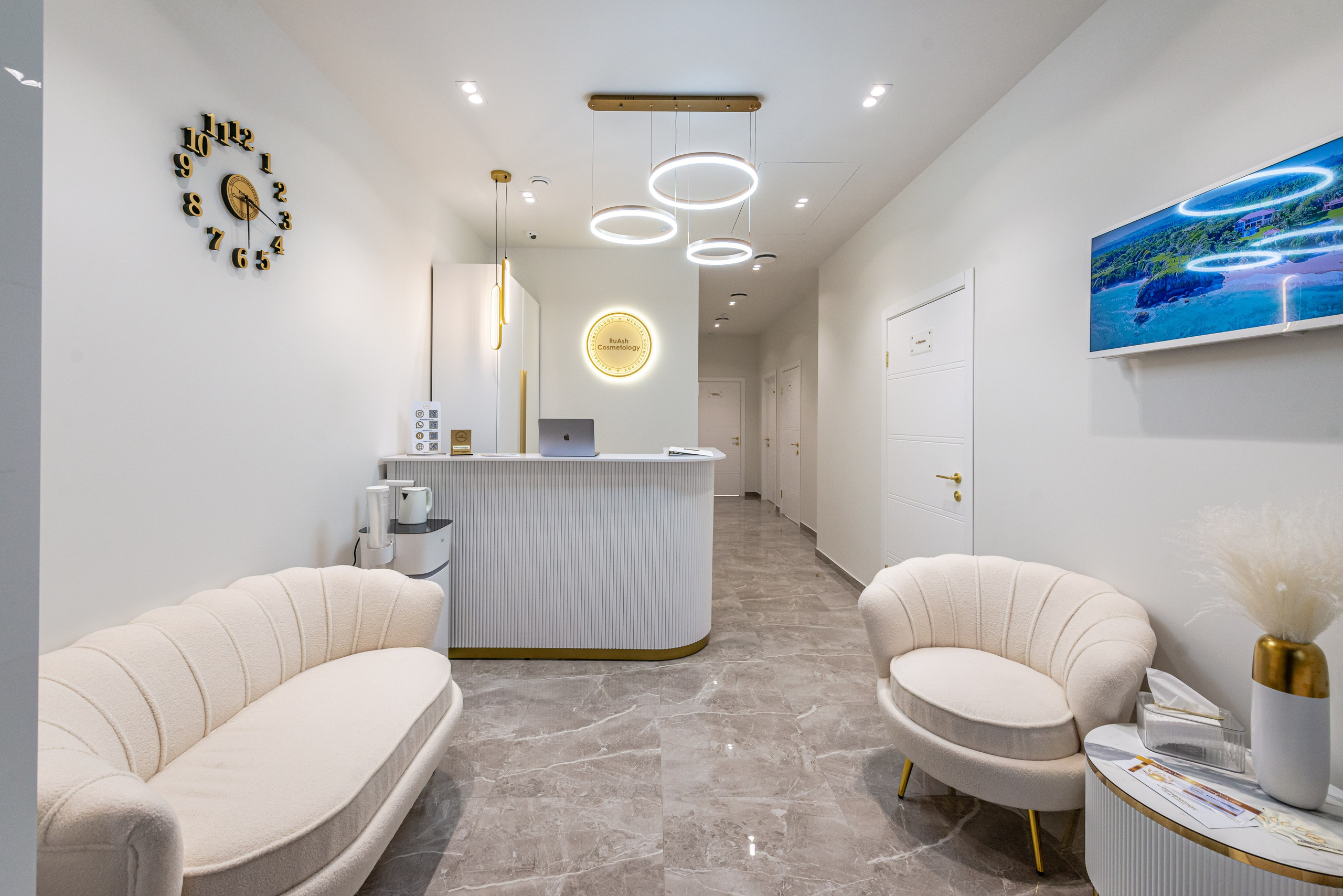 Medical centers. PHOTOGRAPHER QUINTANA ROO