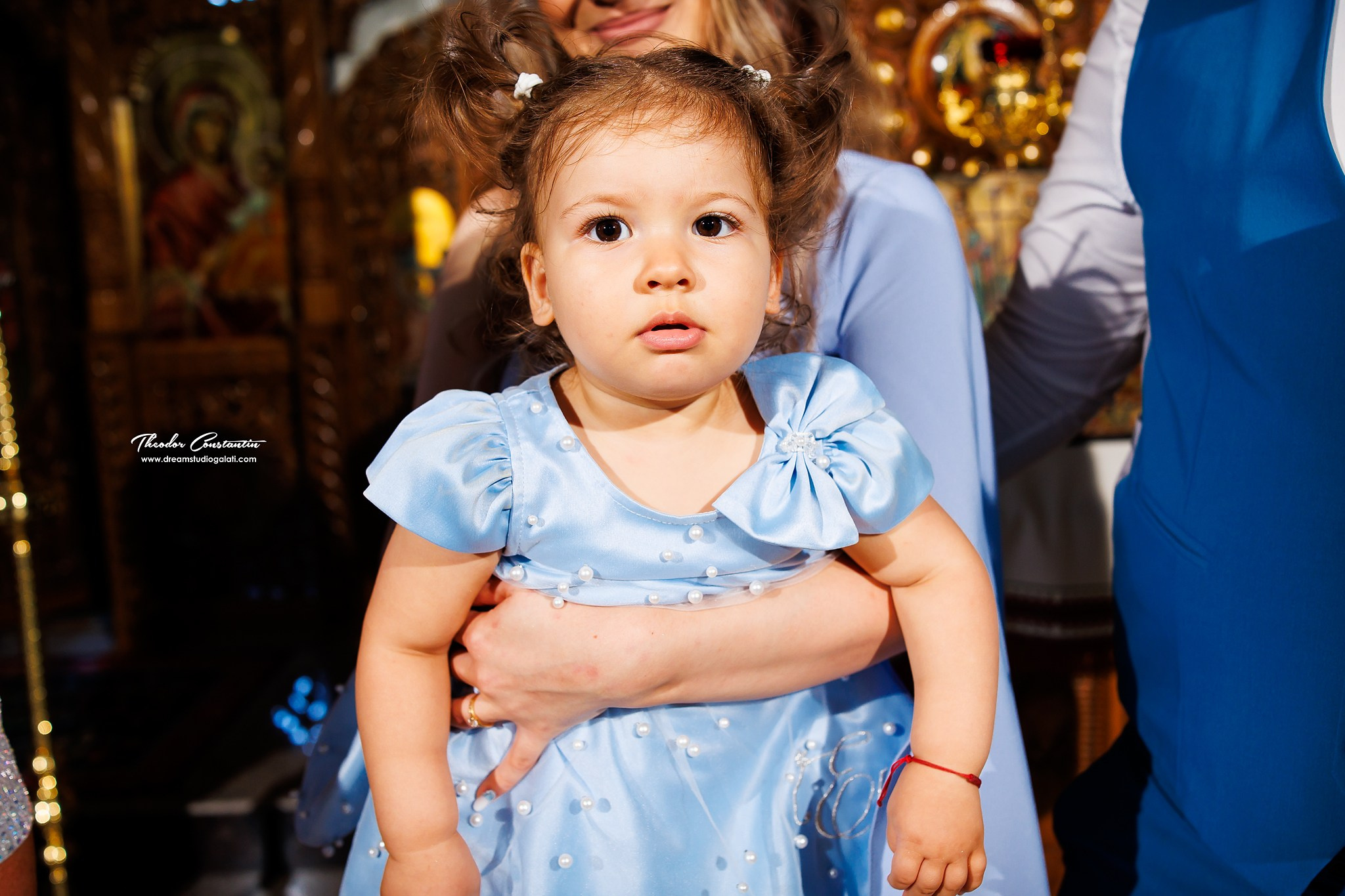 Botez. Dream Studio Galați – ședințe foto profesionale pentru familie, portrete și evenimente