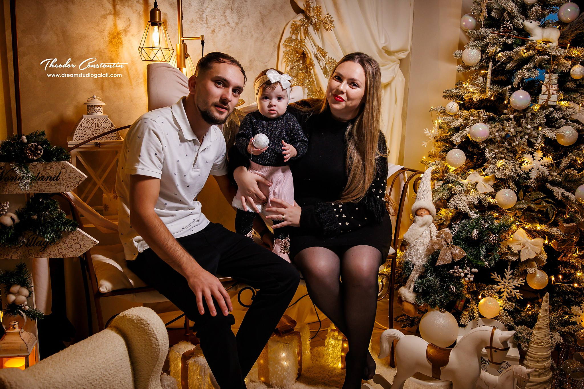 Sedinte de Craciun. Dream Studio Galați – ședințe foto profesionale pentru familie, portrete și evenimente