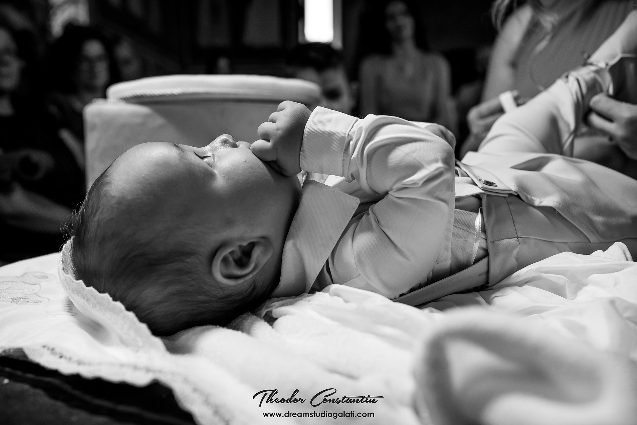 Botez. Dream Studio Galați – ședințe foto profesionale pentru familie, portrete și evenimente