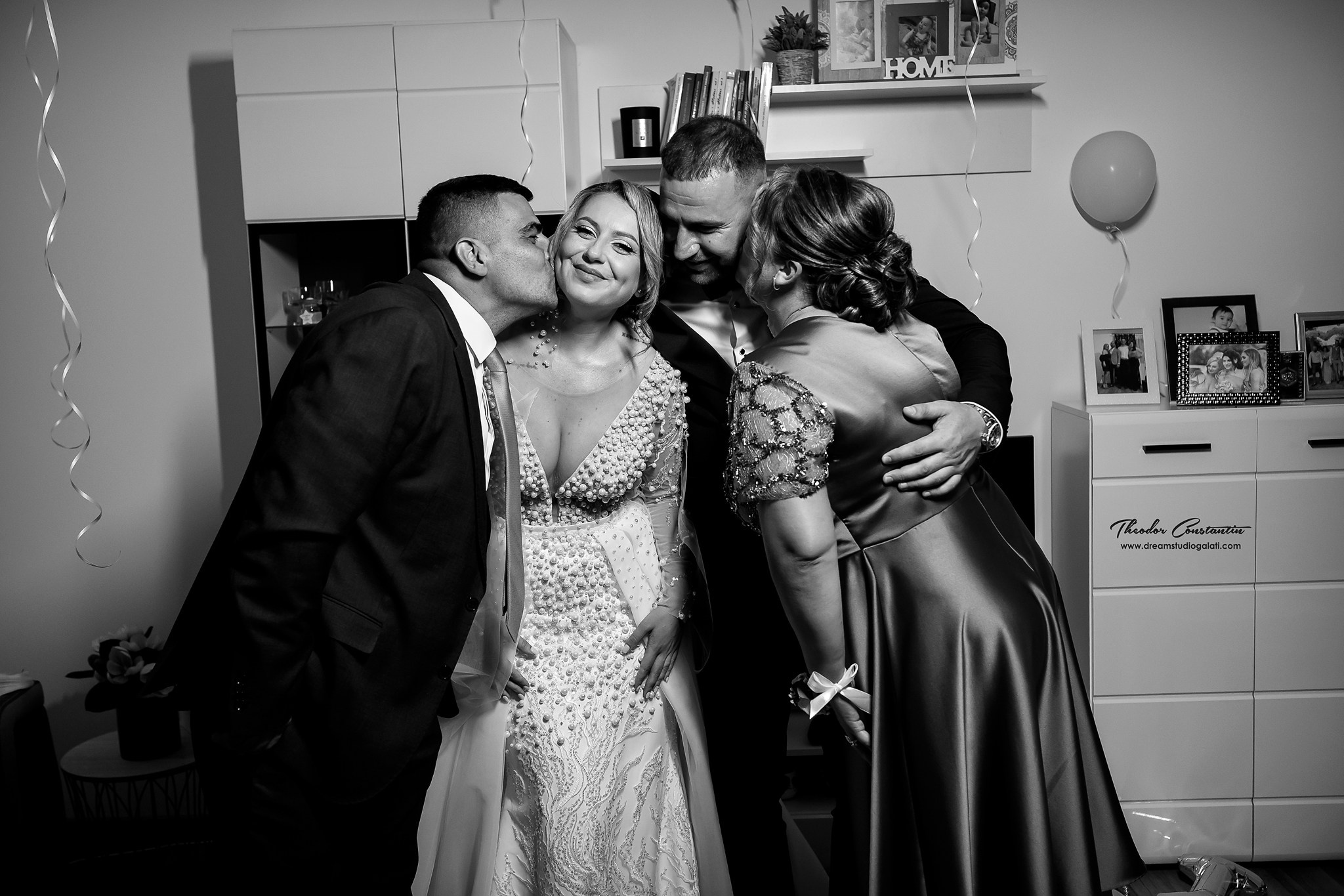 Cadre Interior Nunta. Dream Studio Galați – ședințe foto profesionale pentru familie, portrete și evenimente