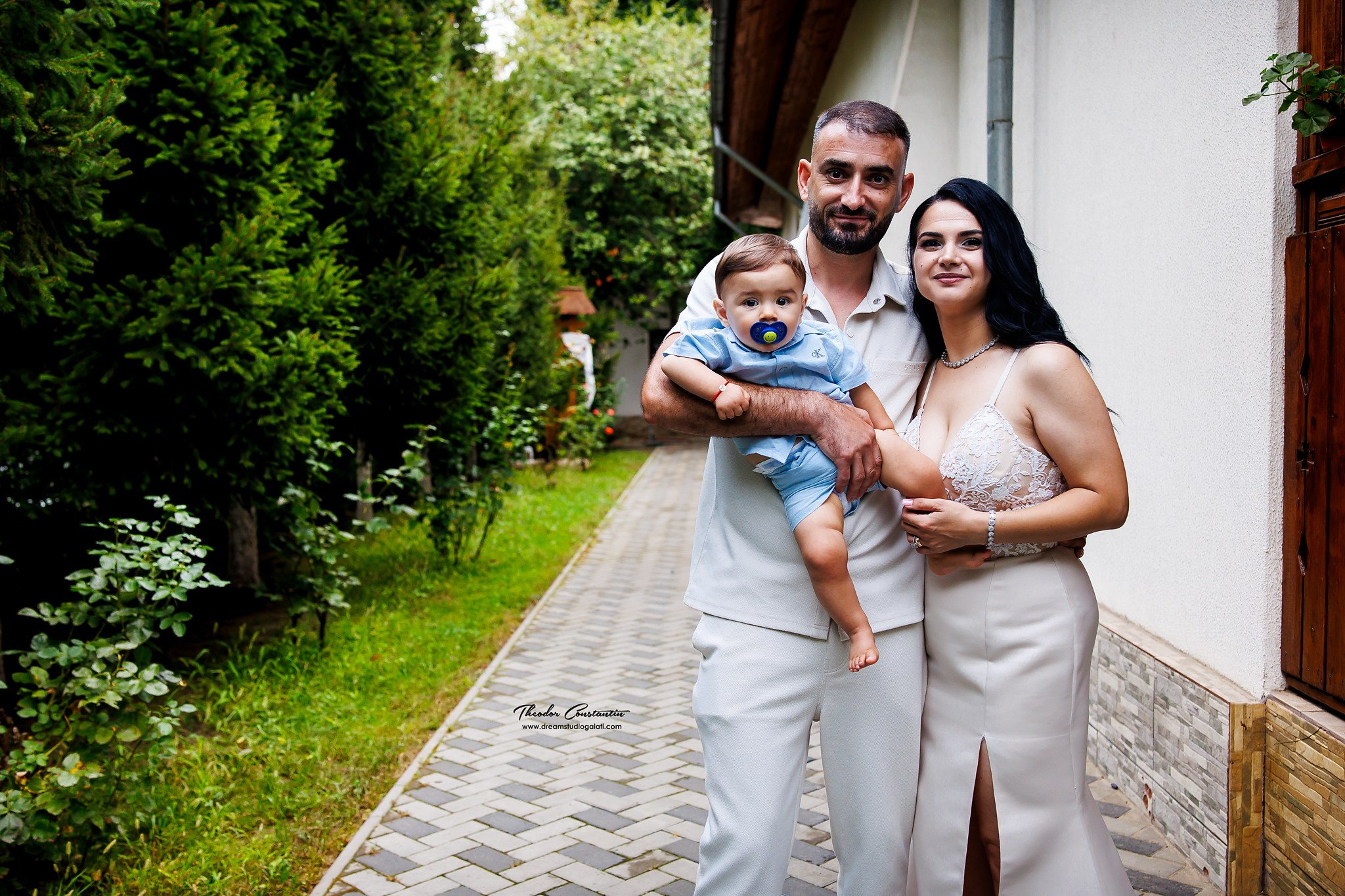 Botez. Dream Studio Galați – ședințe foto profesionale pentru familie, portrete și evenimente