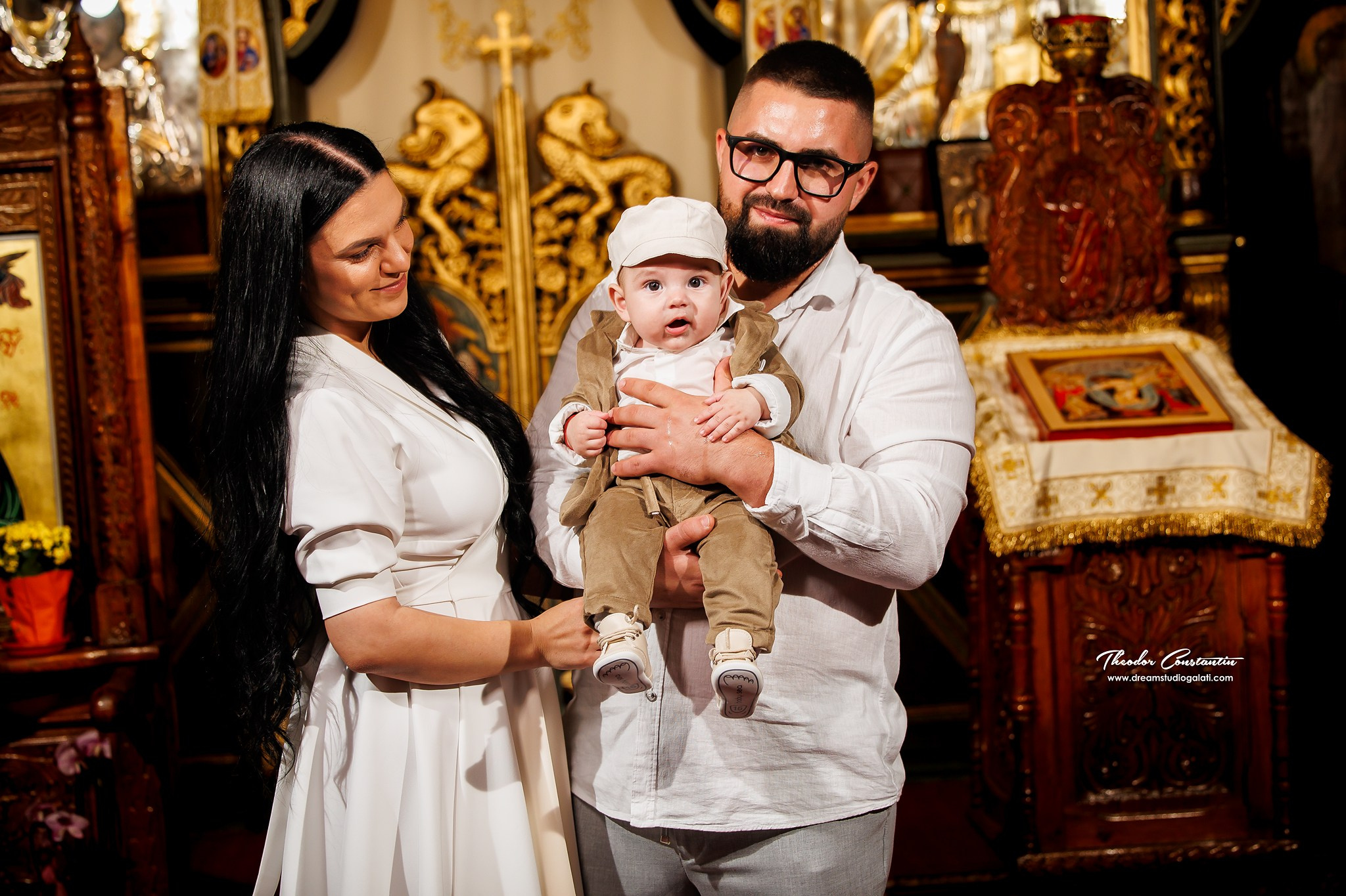 Botez. Dream Studio Galați – ședințe foto profesionale pentru familie, portrete și evenimente