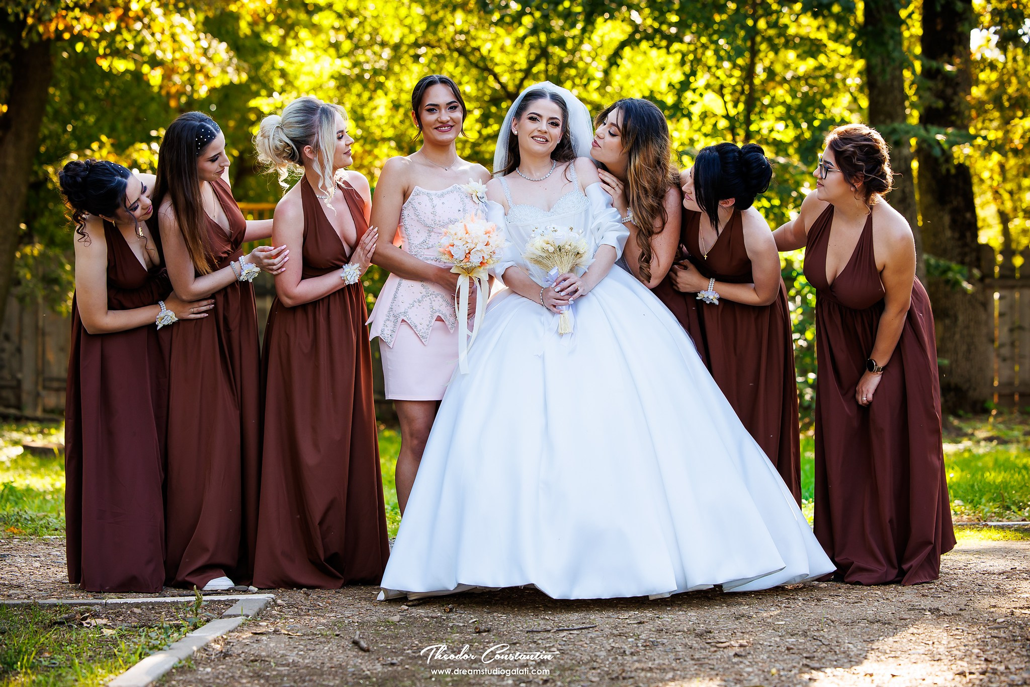 Shooting Foto Nunta. Dream Studio Galați – ședințe foto profesionale pentru familie, portrete și evenimente