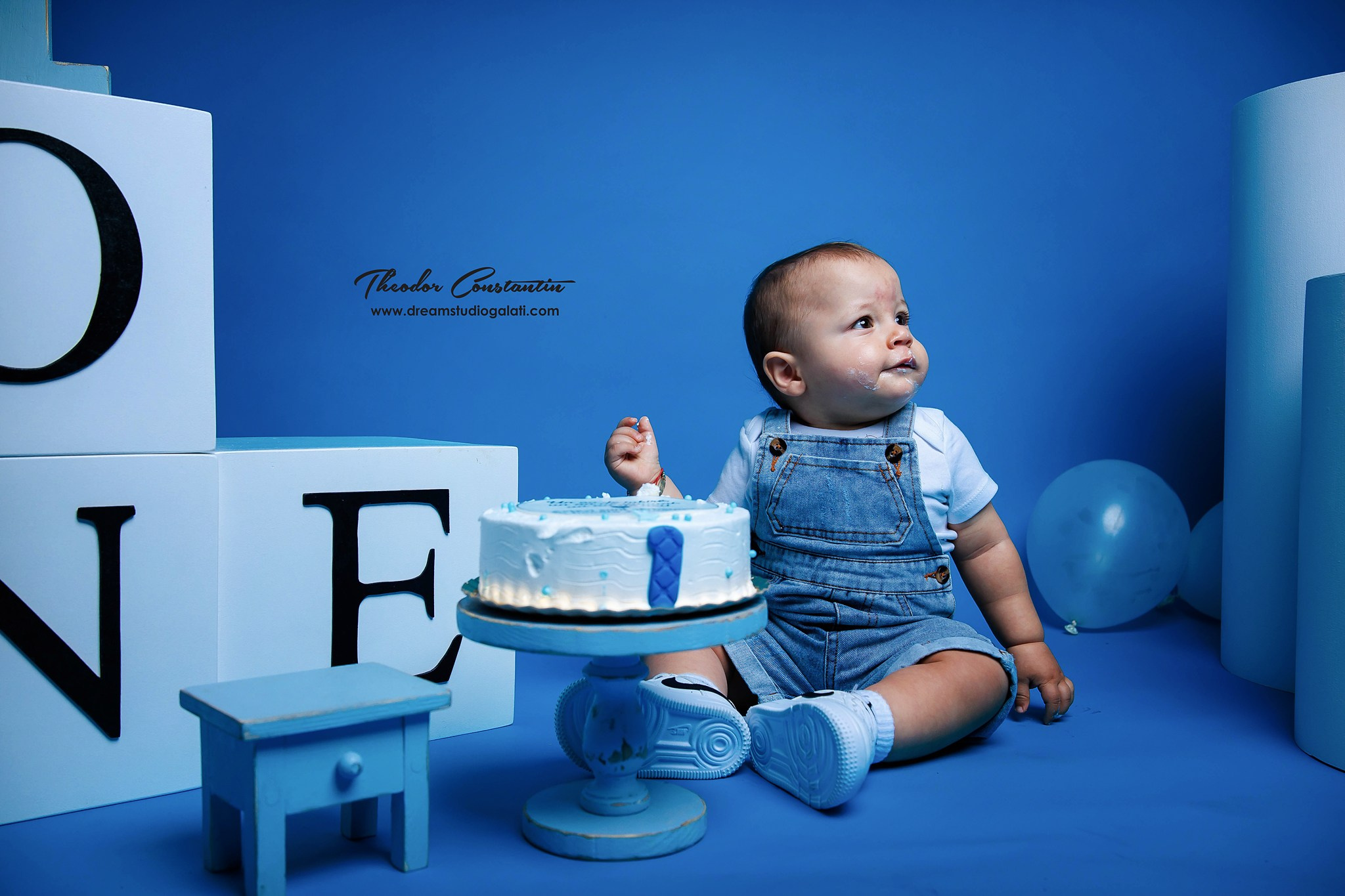 Studio. Dream Studio Galați – ședințe foto profesionale pentru familie, portrete și evenimente
