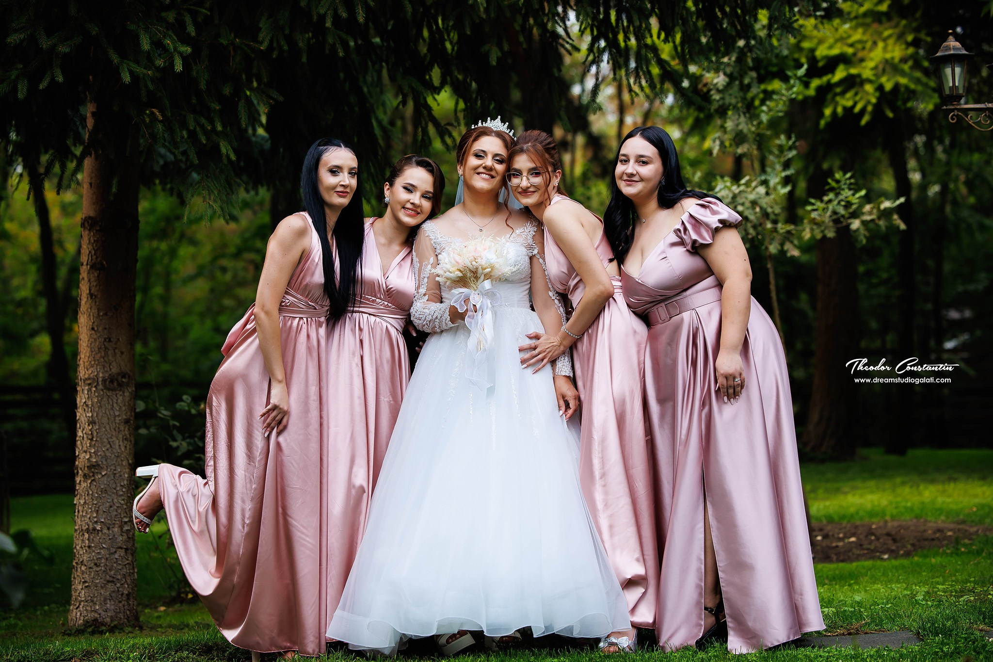 Shooting Foto Nunta. Dream Studio Galați – ședințe foto profesionale pentru familie, portrete și evenimente