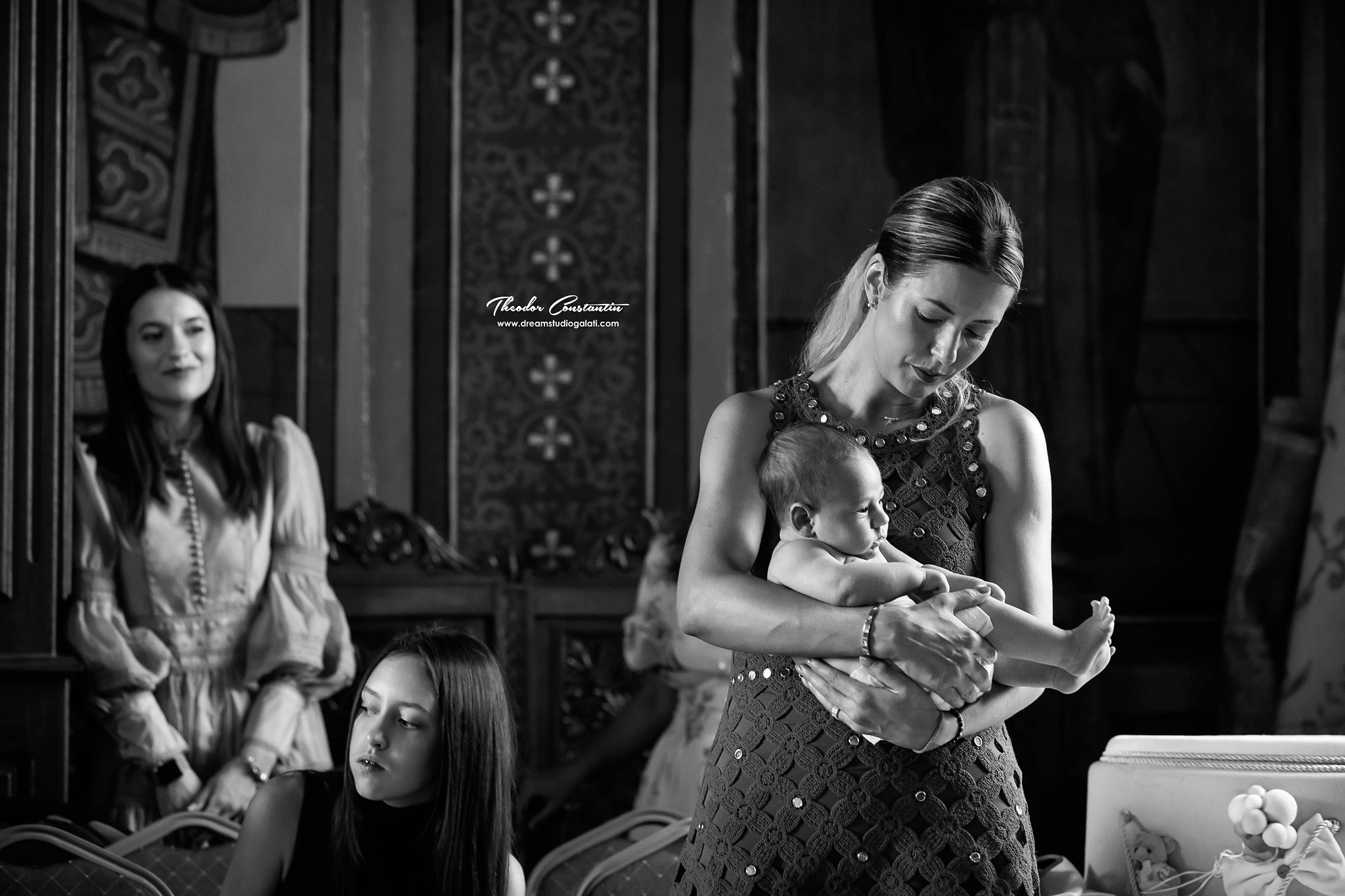 Botez. Dream Studio Galați – ședințe foto profesionale pentru familie, portrete și evenimente