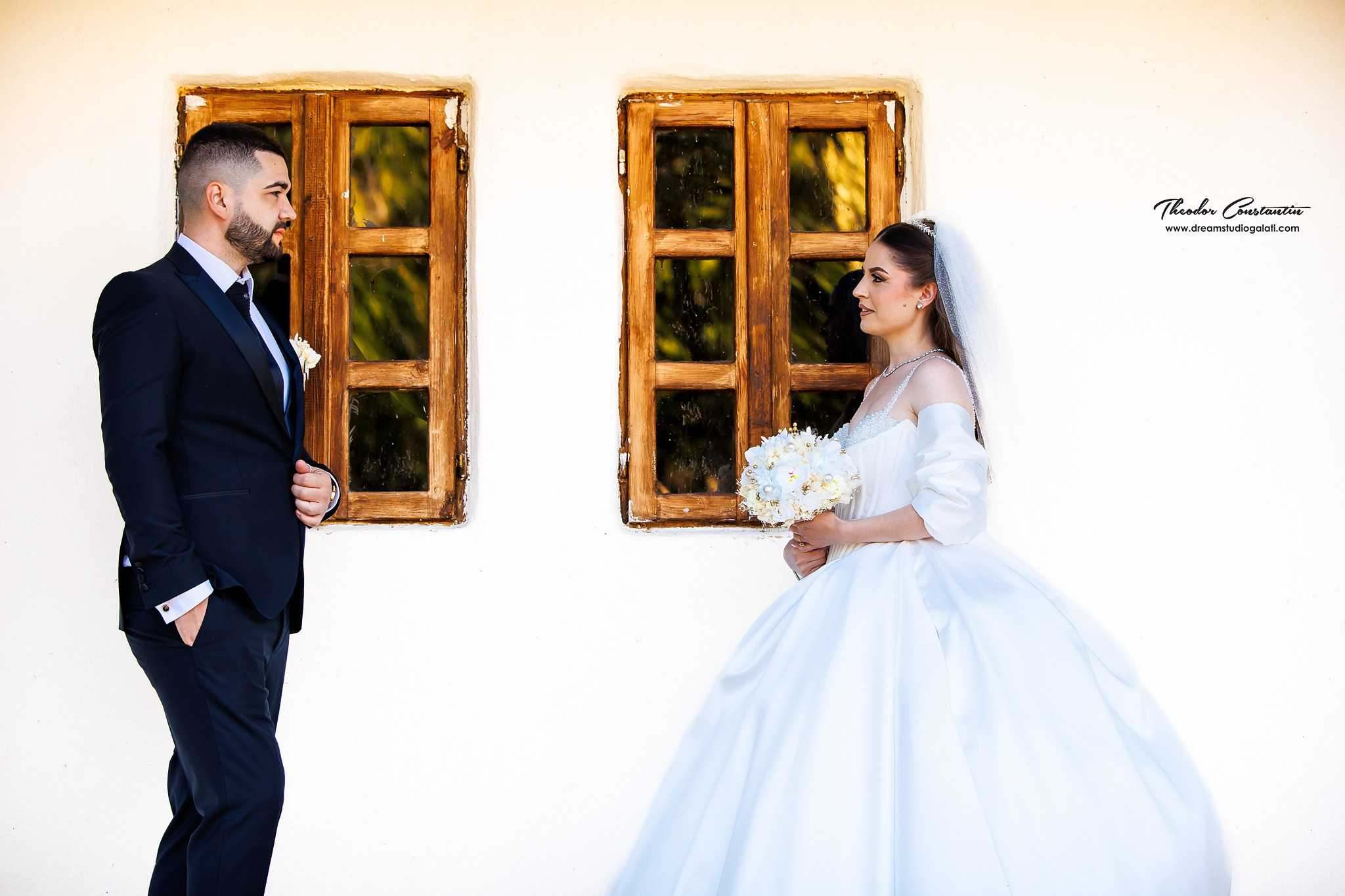 Shooting Foto Nunta. Dream Studio Galați – ședințe foto profesionale pentru familie, portrete și evenimente