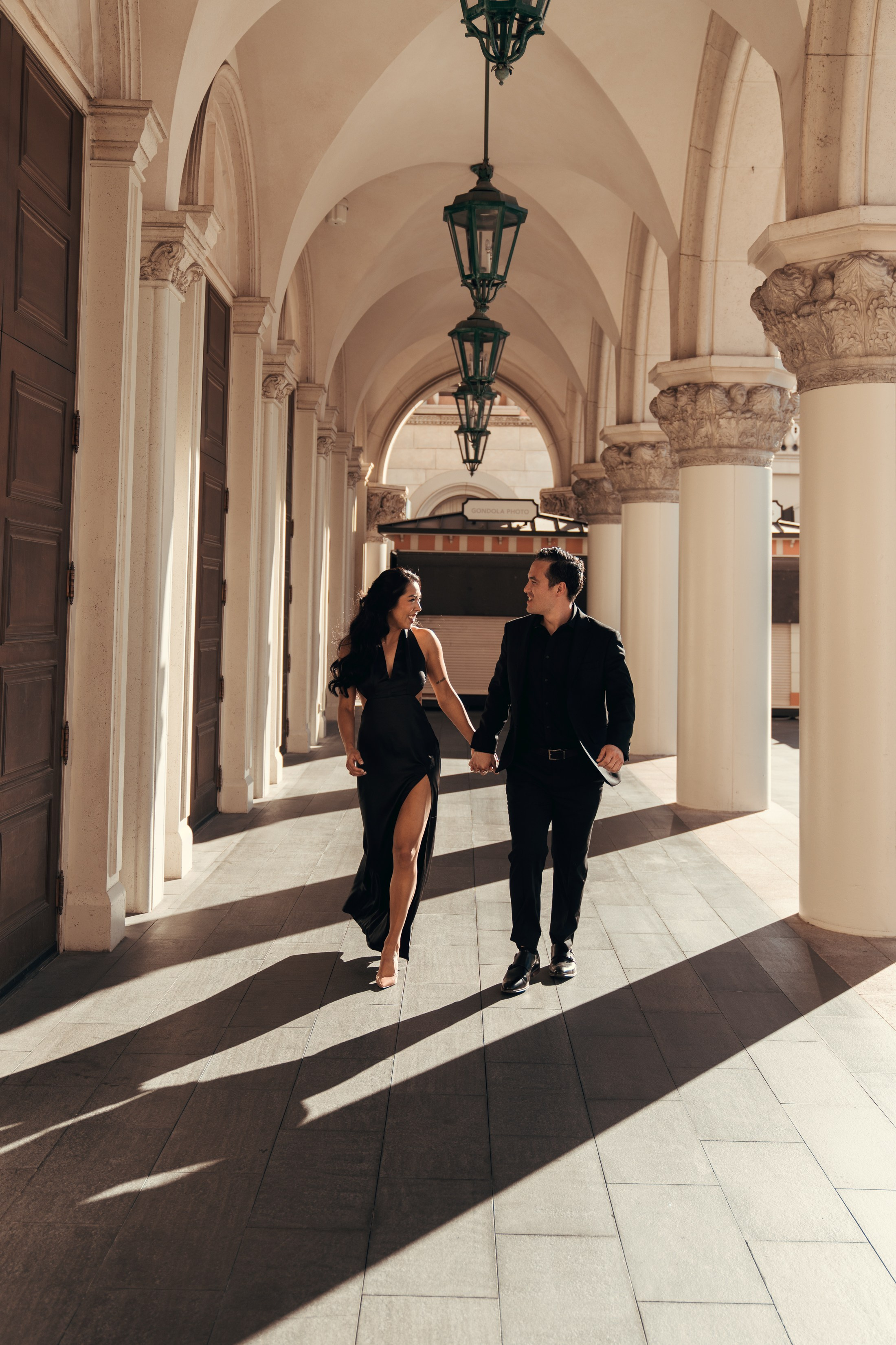 Calah&Matthew. Wedding & elopement photographer Viktoriya Kravtsov. Las Vegas