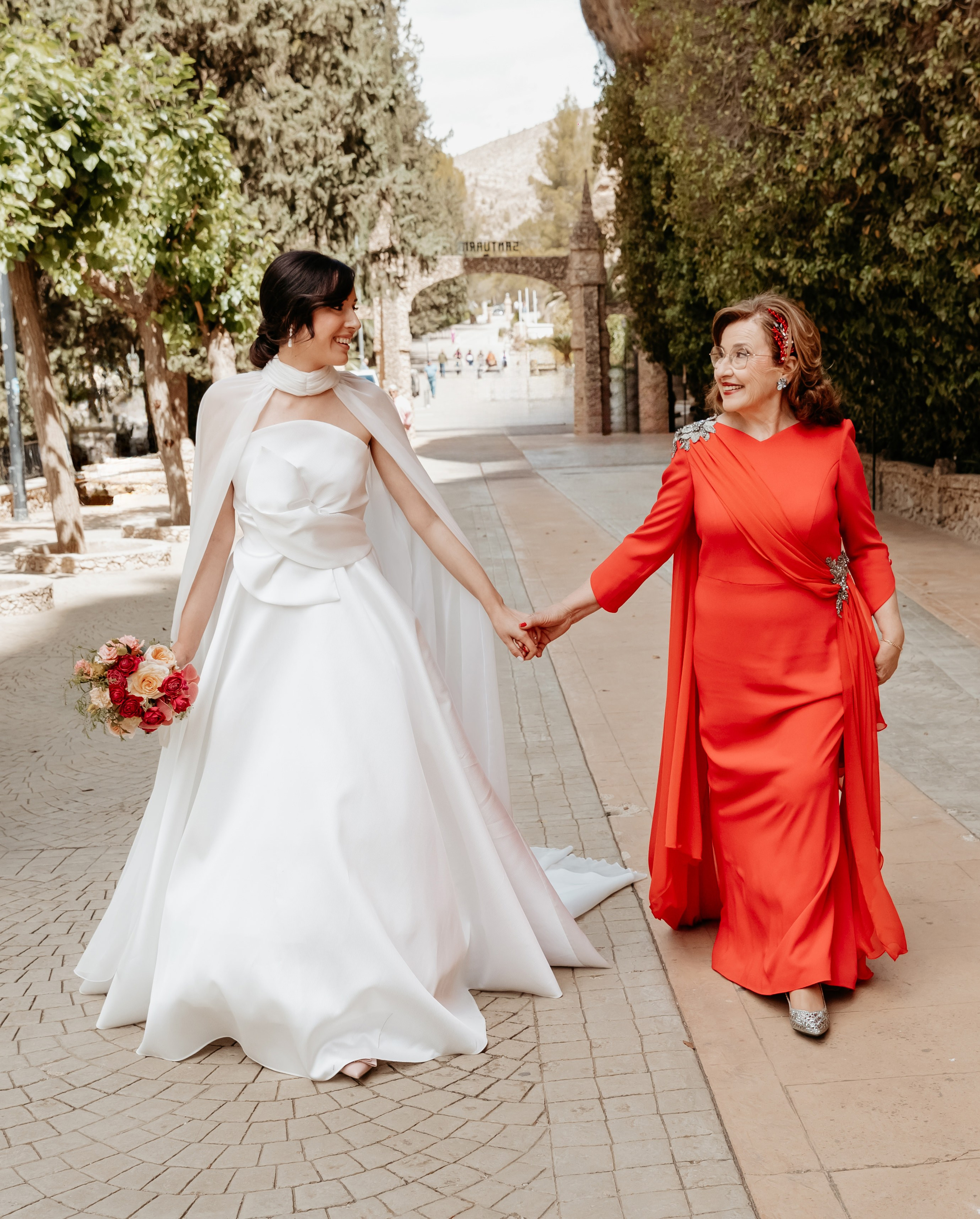 Boda en el Santuario de la Esperanza y Finca La Industrial | Santi y Rafa. Fotógrafo de bodas en Alicante | Ramoné Fotografía
