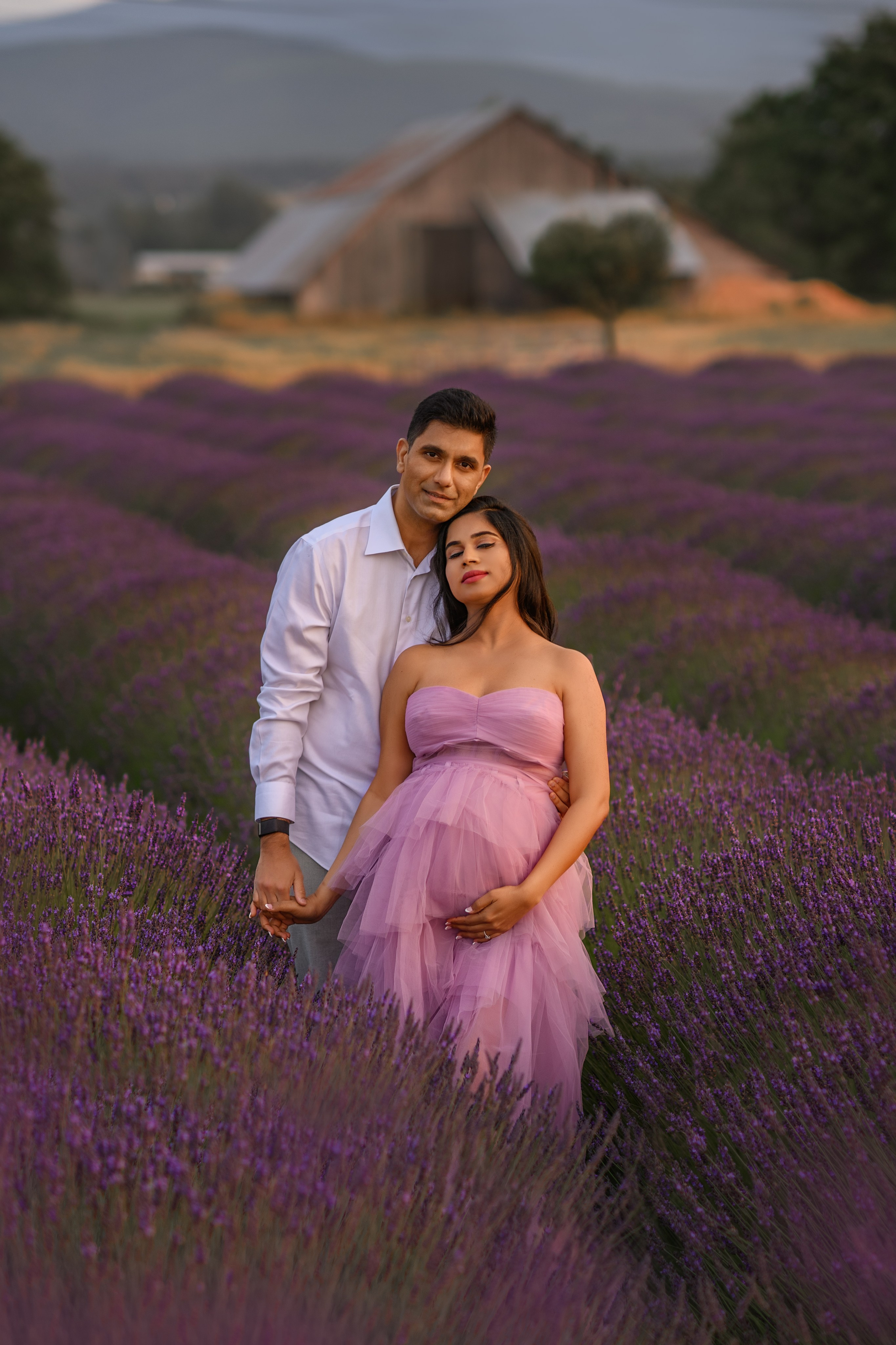 Praveena. Wedding & family photography in Seattle area. Helen Michelle photographer