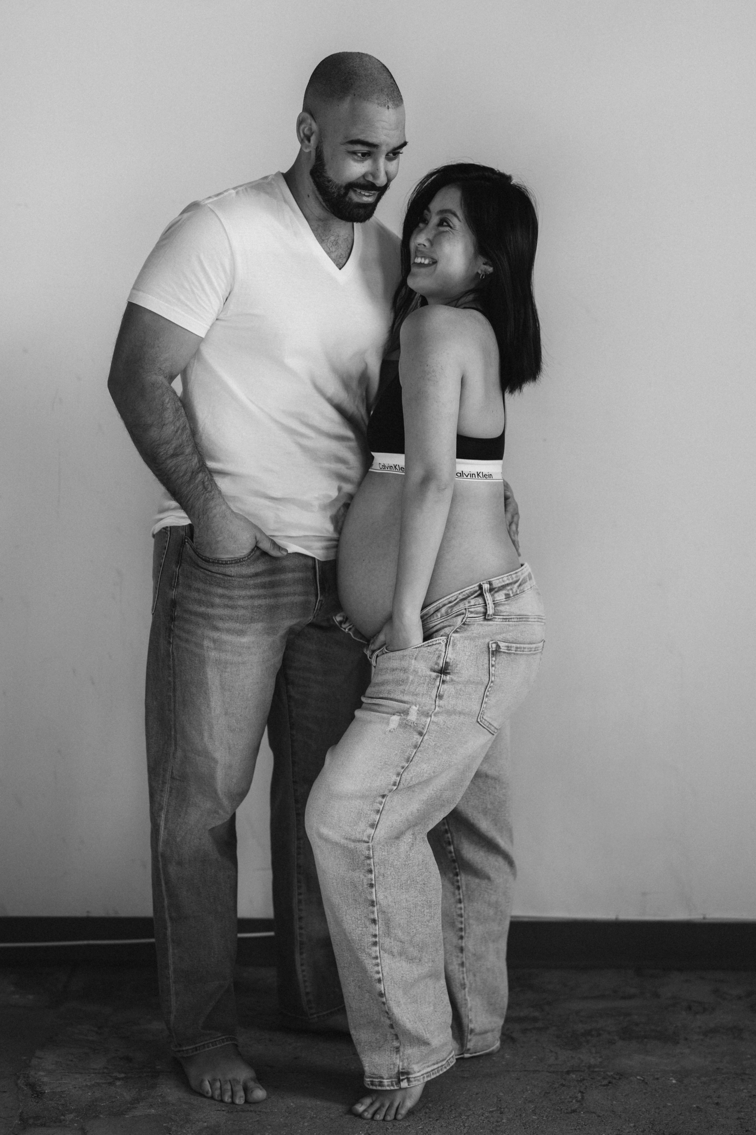 JJ. Modern maternity photographer in Long Island New York