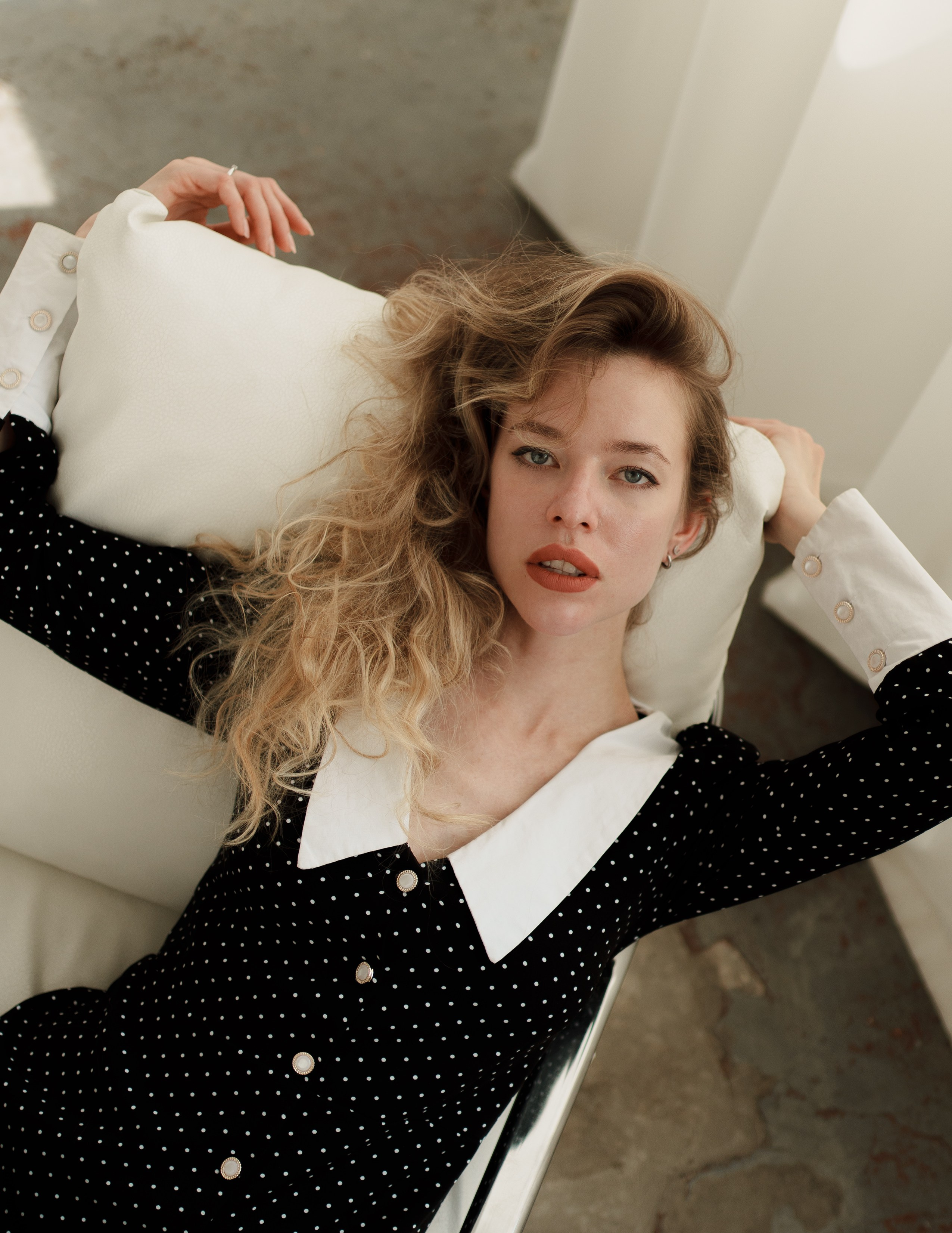 Piano. Alisha Geva женский портретный фотограф в Дубае