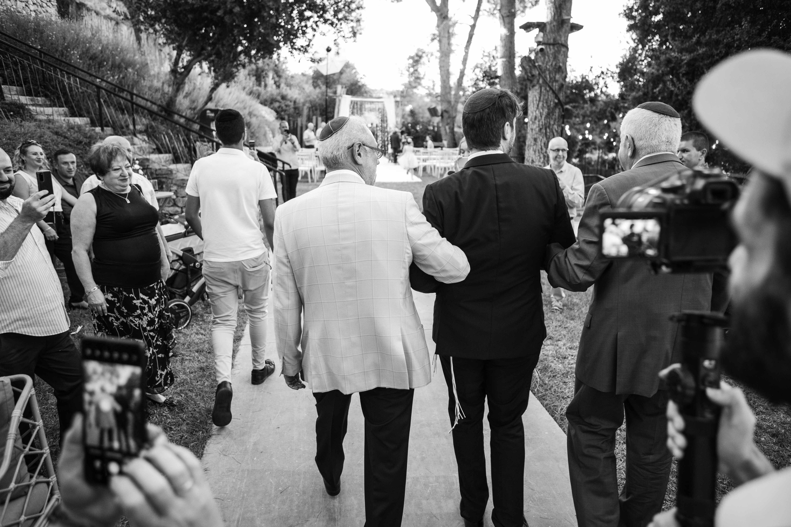 WEDDING OUT OF CITY. PHOTOGRAPHER IN ISRAEL