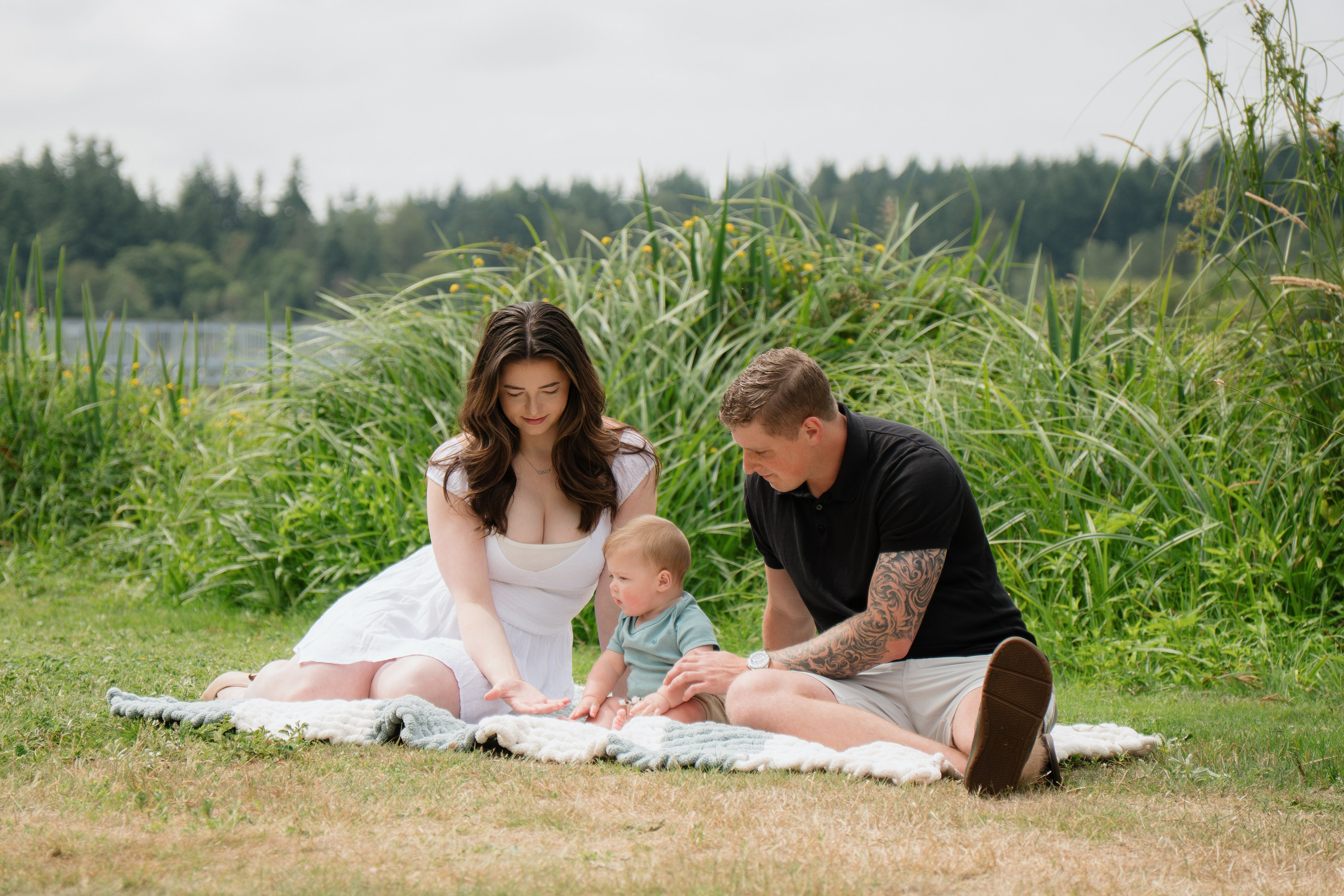 Austin’s family. Photographer in Washington Sophia D