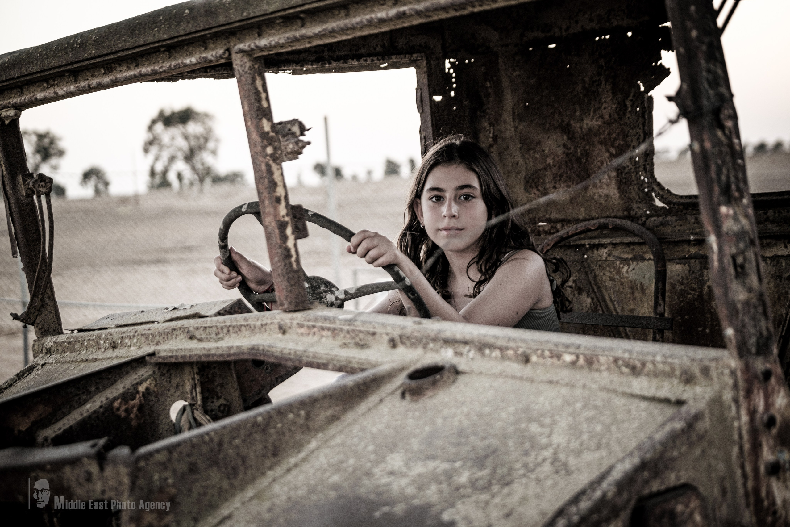 ‏מעיין & נעמה. Middle East Photo Agency — Photography & Event Magnets — סוכנות צילום והדפסת מגנטים לאירועים