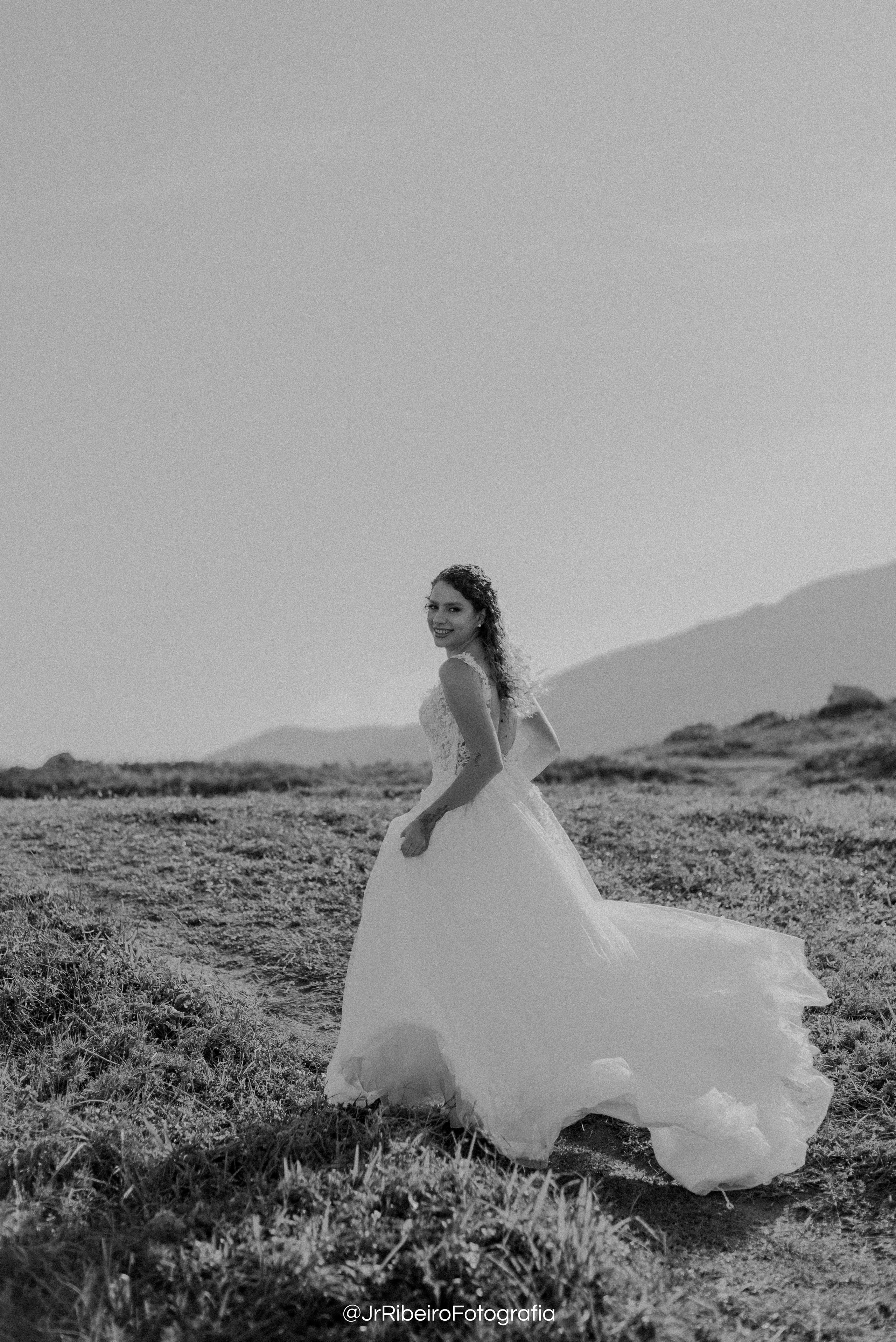 Véu & Mar | Editorial. Junior Ribeiro Fotografia
