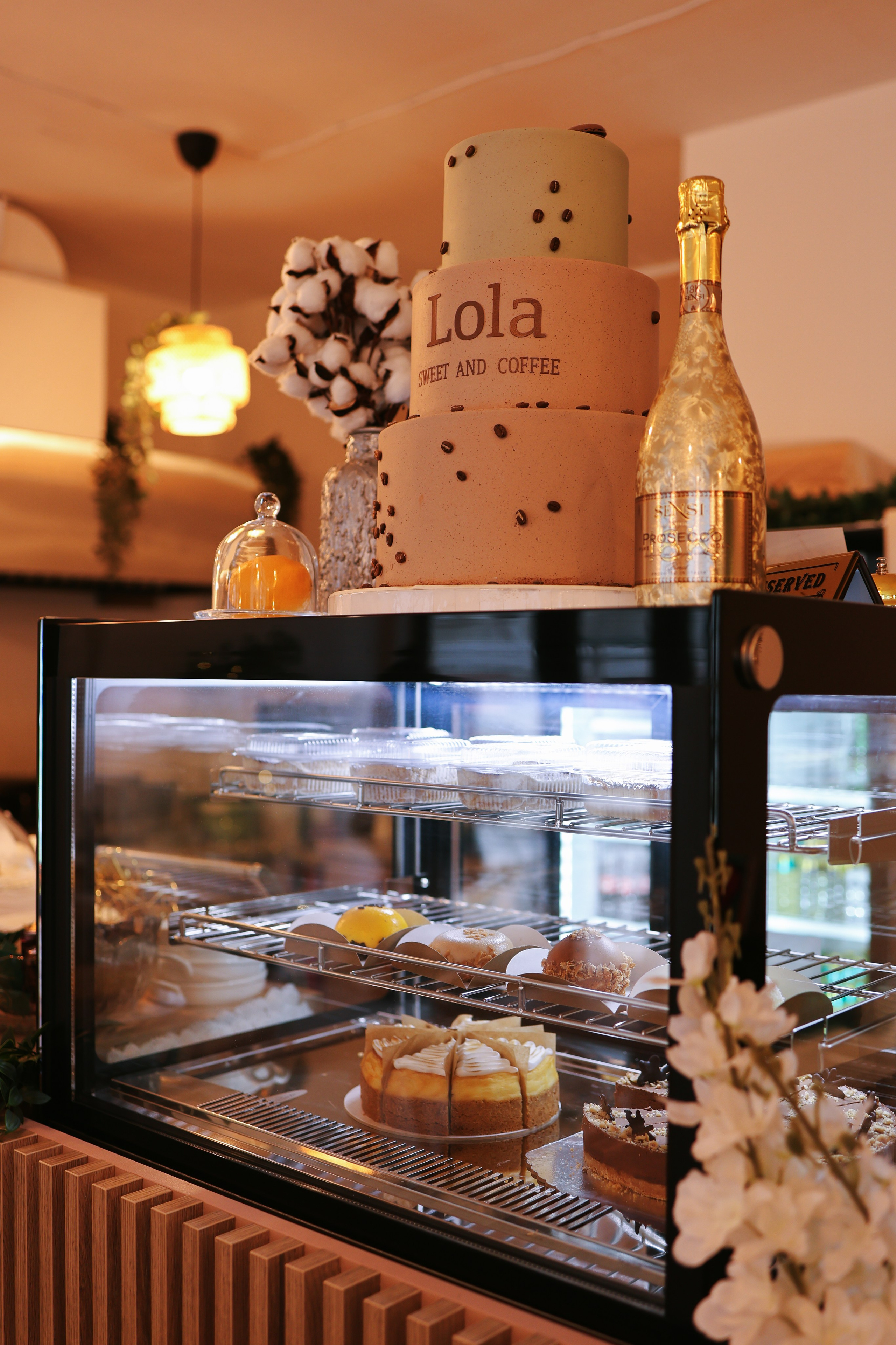 Lola — enterijer i hrana. Marizella Photography