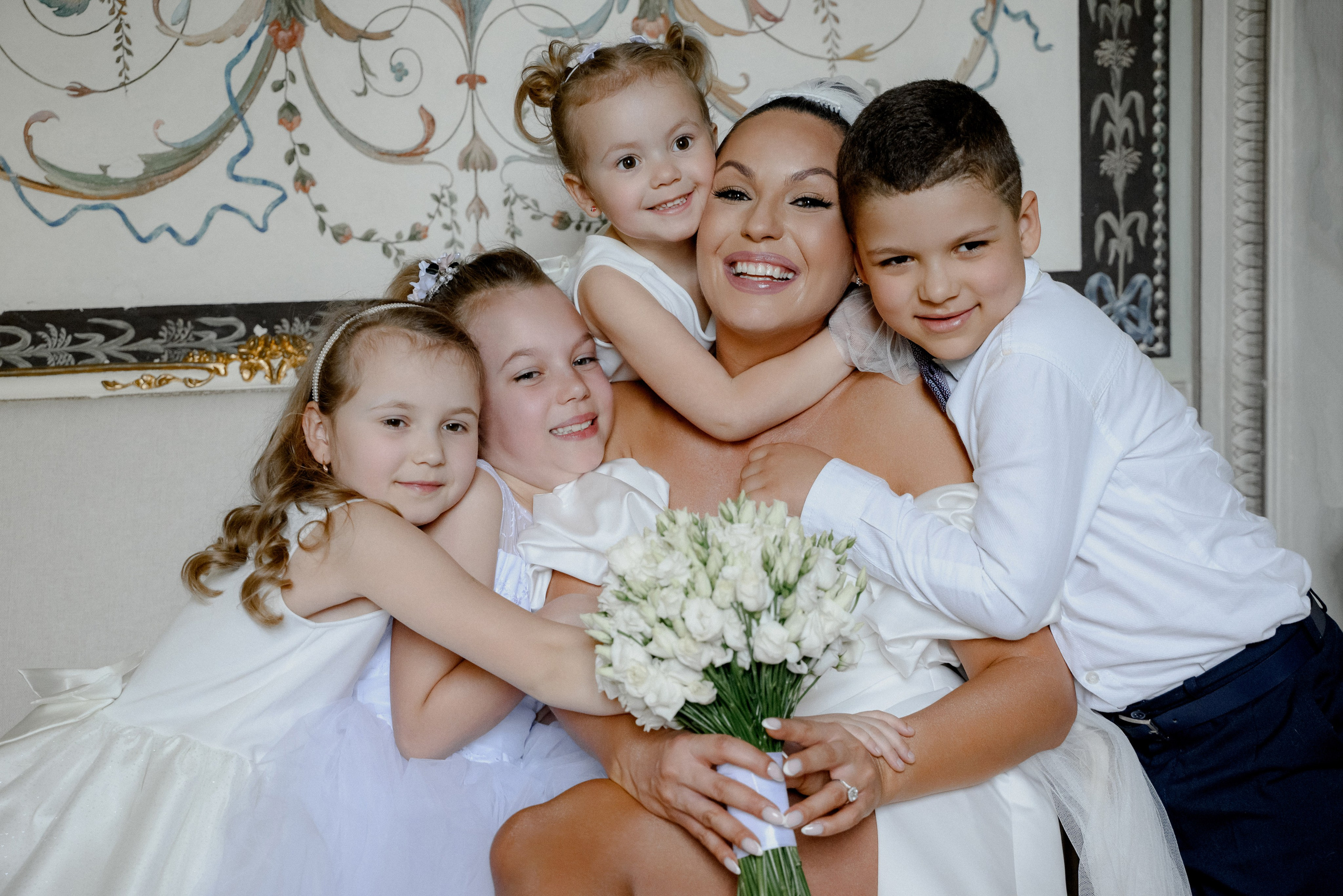 Paula i Marcin wesele w Pałacu Mała wieś 30.04.2024. Wedding photographer Warsaw and Europe