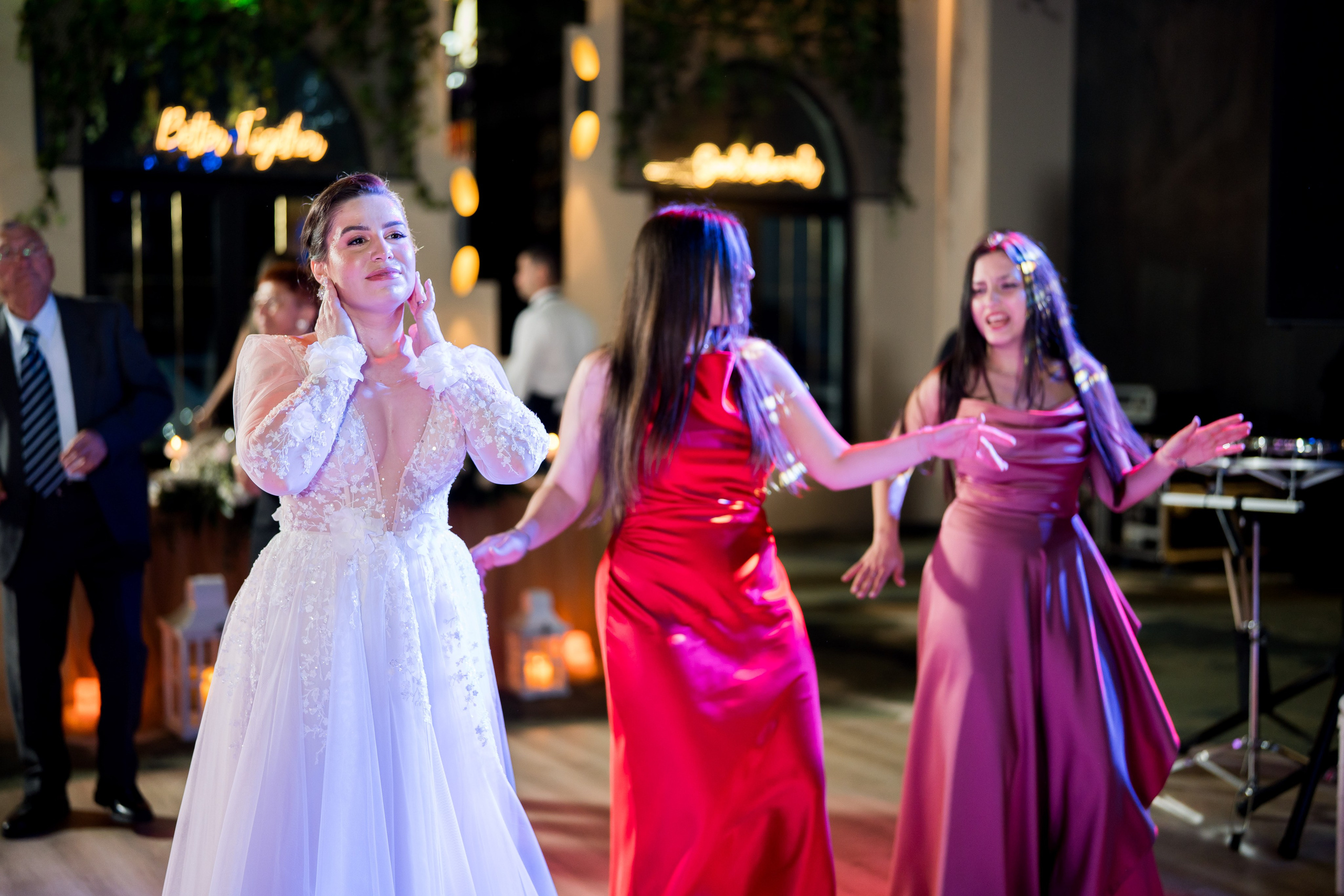 PARTY. Gabriel Florea — Fotograf nuntă București