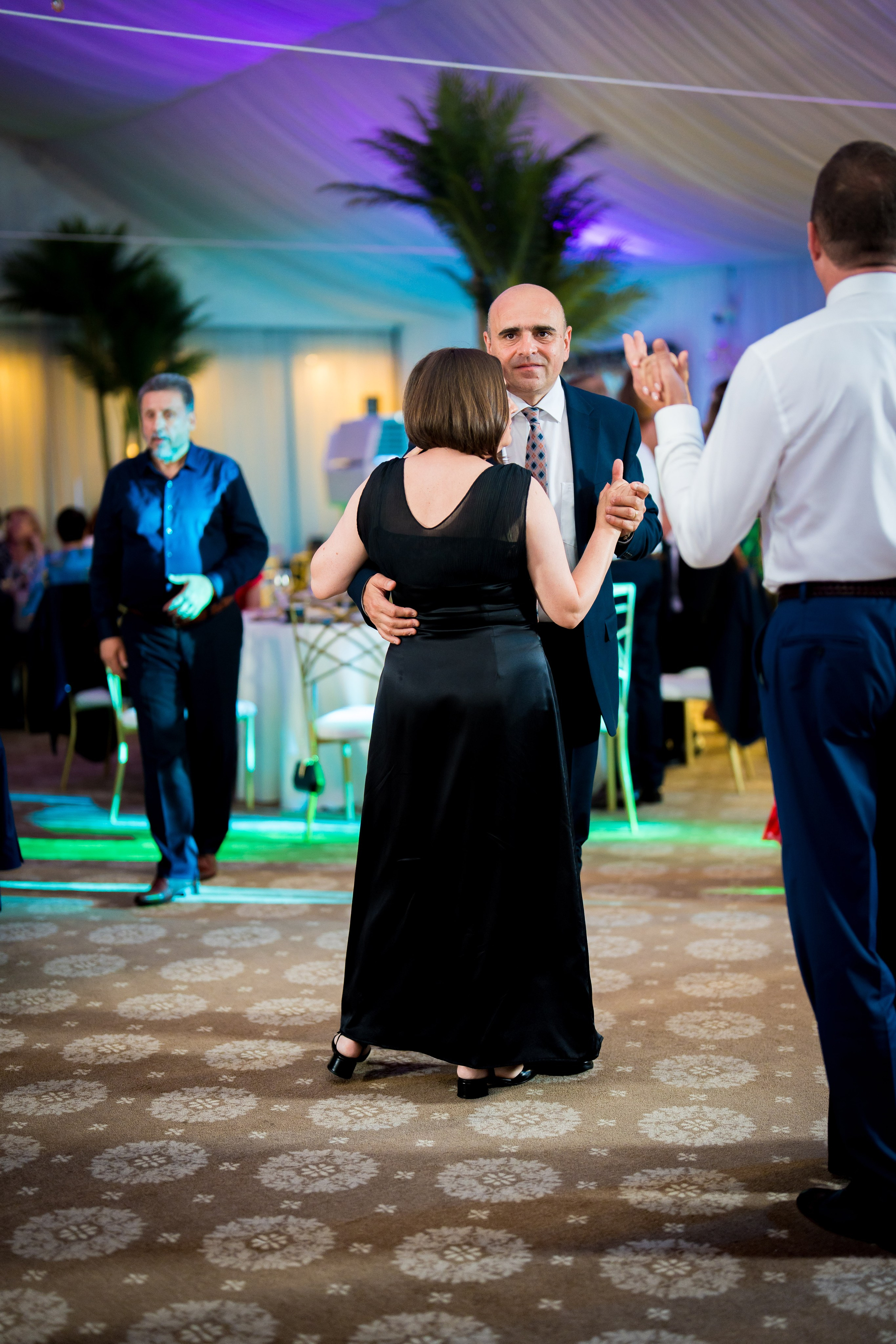 PARTY. Gabriel Florea — Fotograf nuntă București