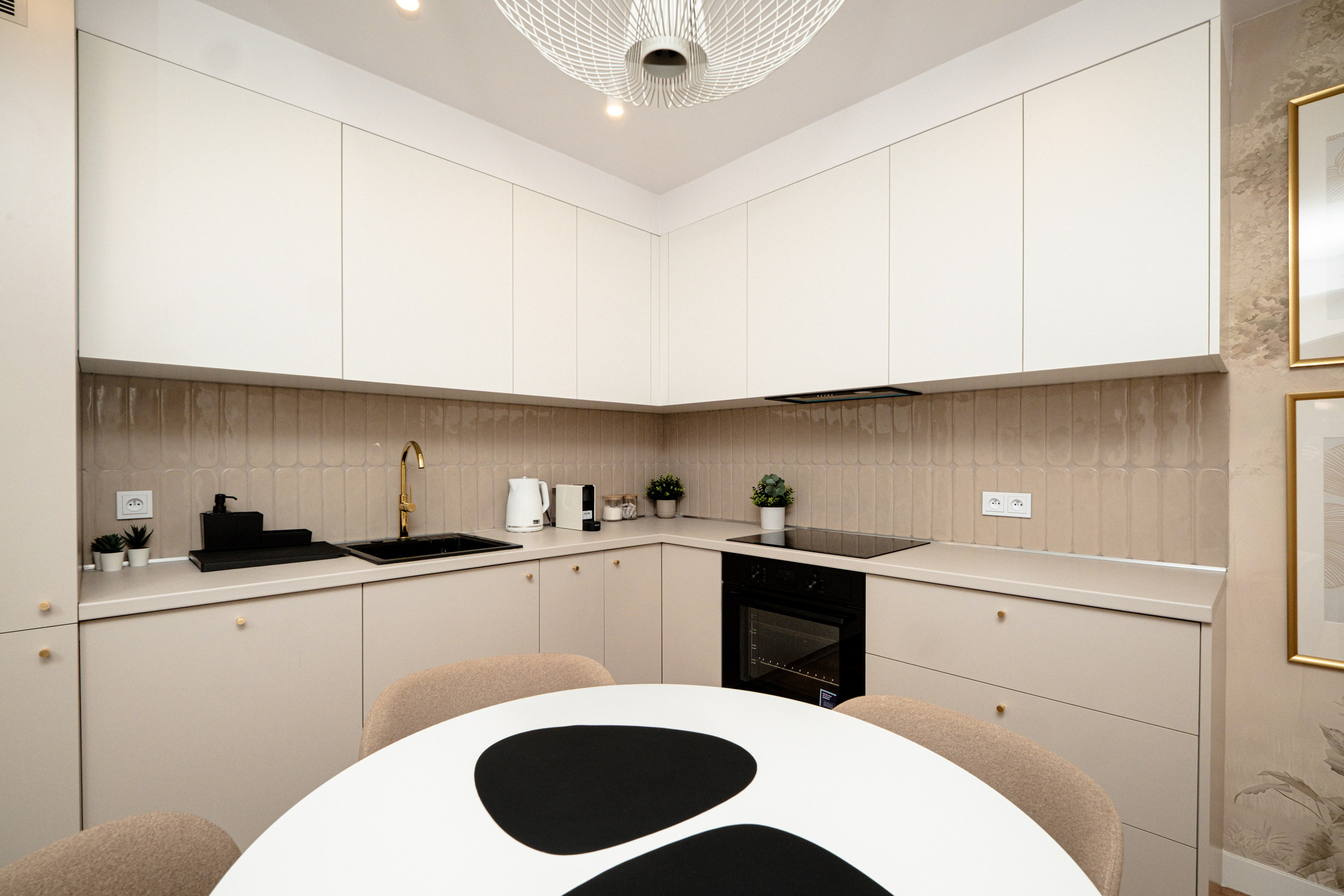 Nowoczesne mieszkanie w Warszawie — Zdjęcia nieruchomości. Fotograf nieruchomości