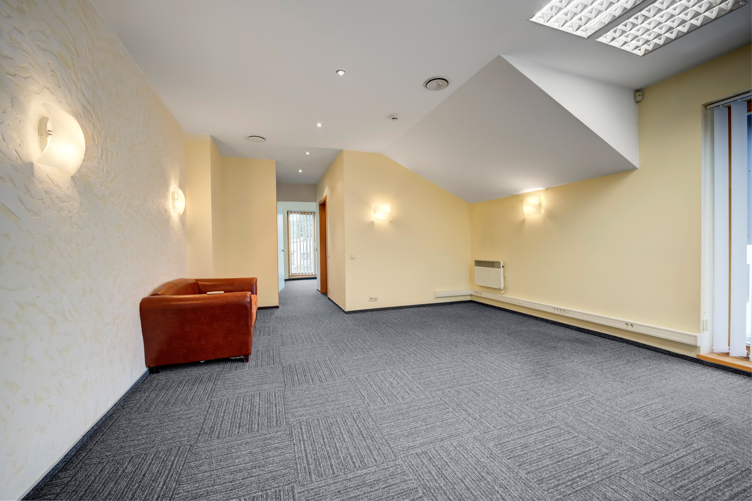 Kėstučio g. 30, komerc. patalpos. Elina Sapiega fotografė Vilniuje