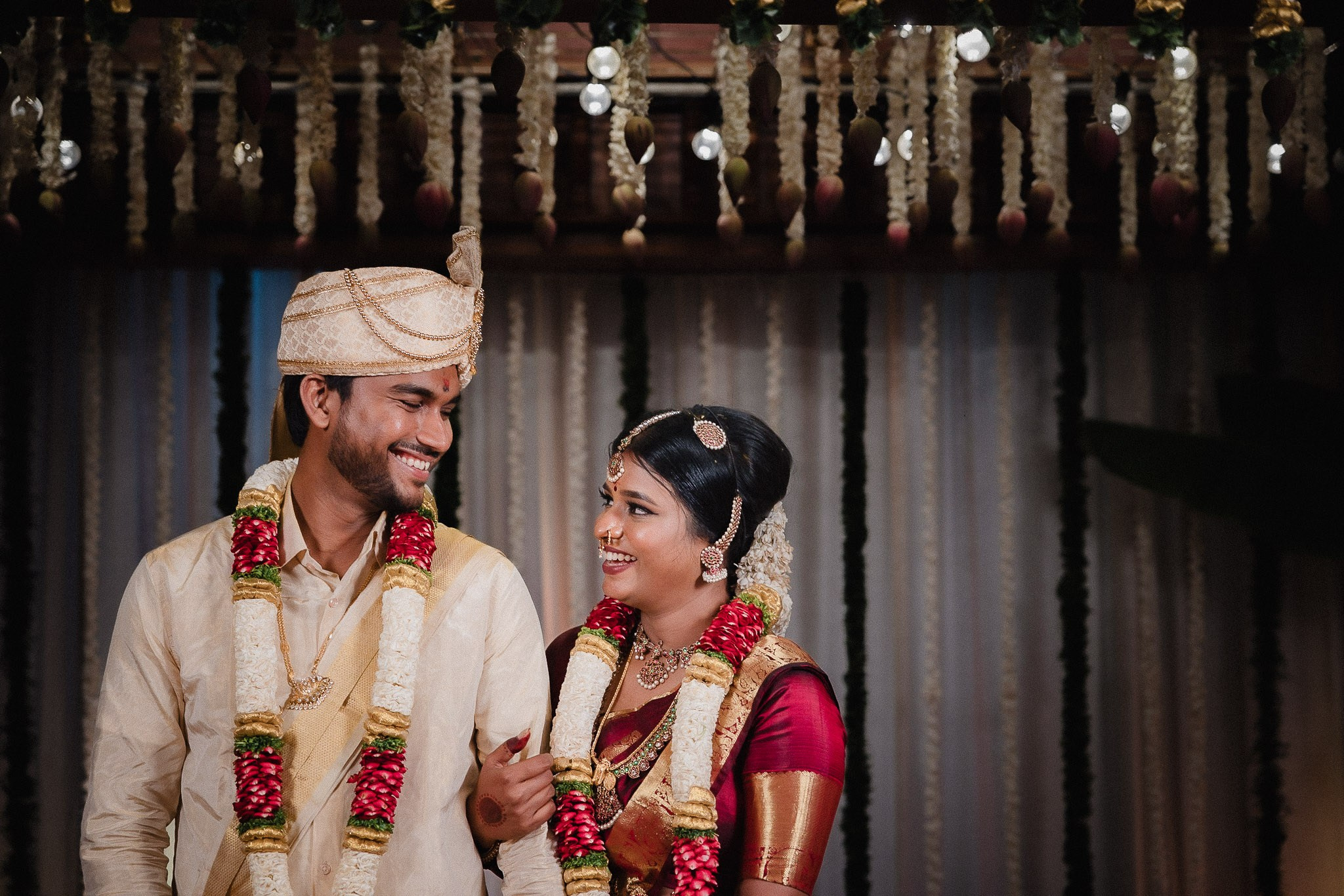 Jaffna Tamil Wedding in Colombo by Anbujawahar