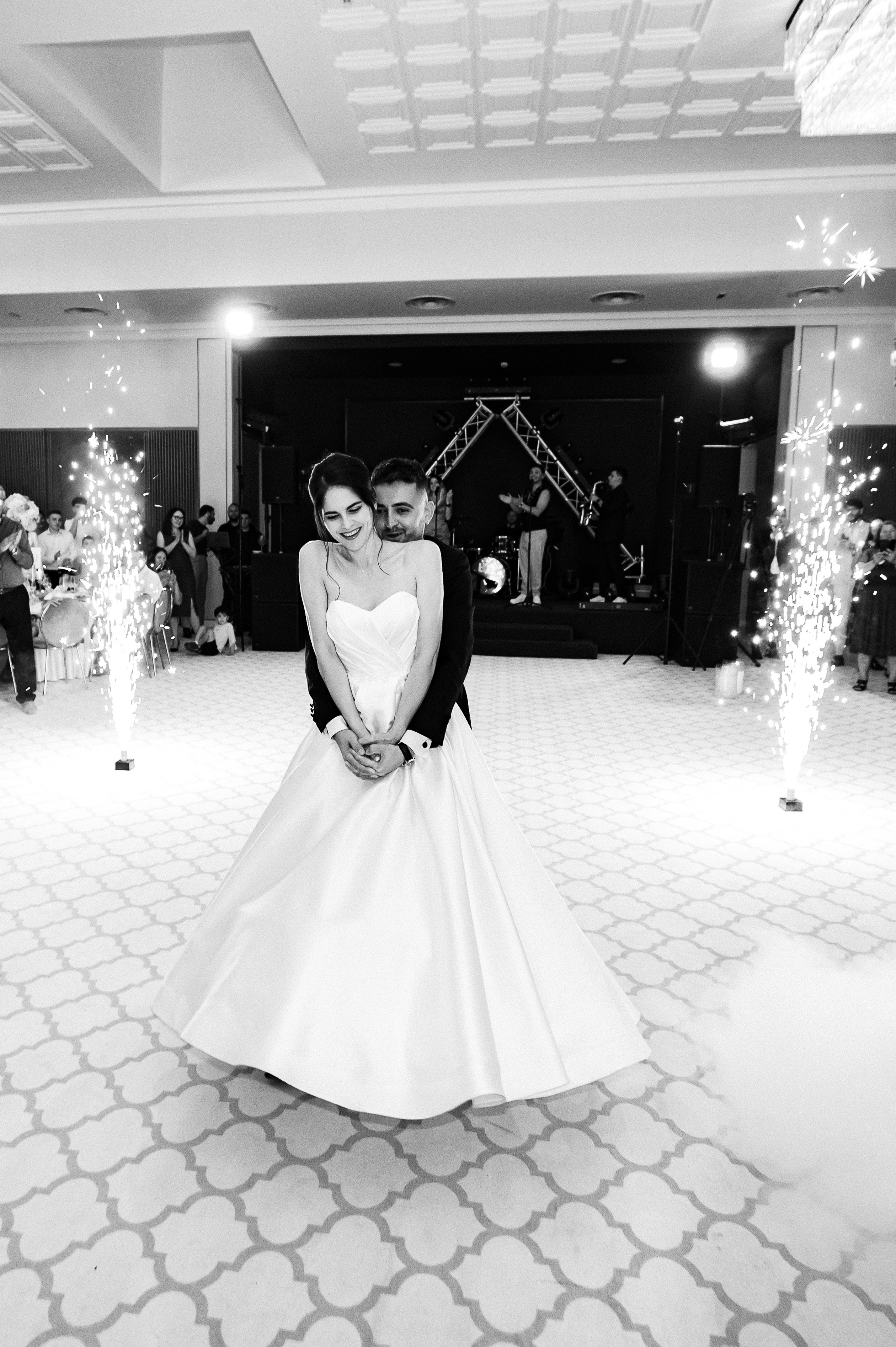 Madalina & Ovidiu. Mugurel Olteanu Fotograf