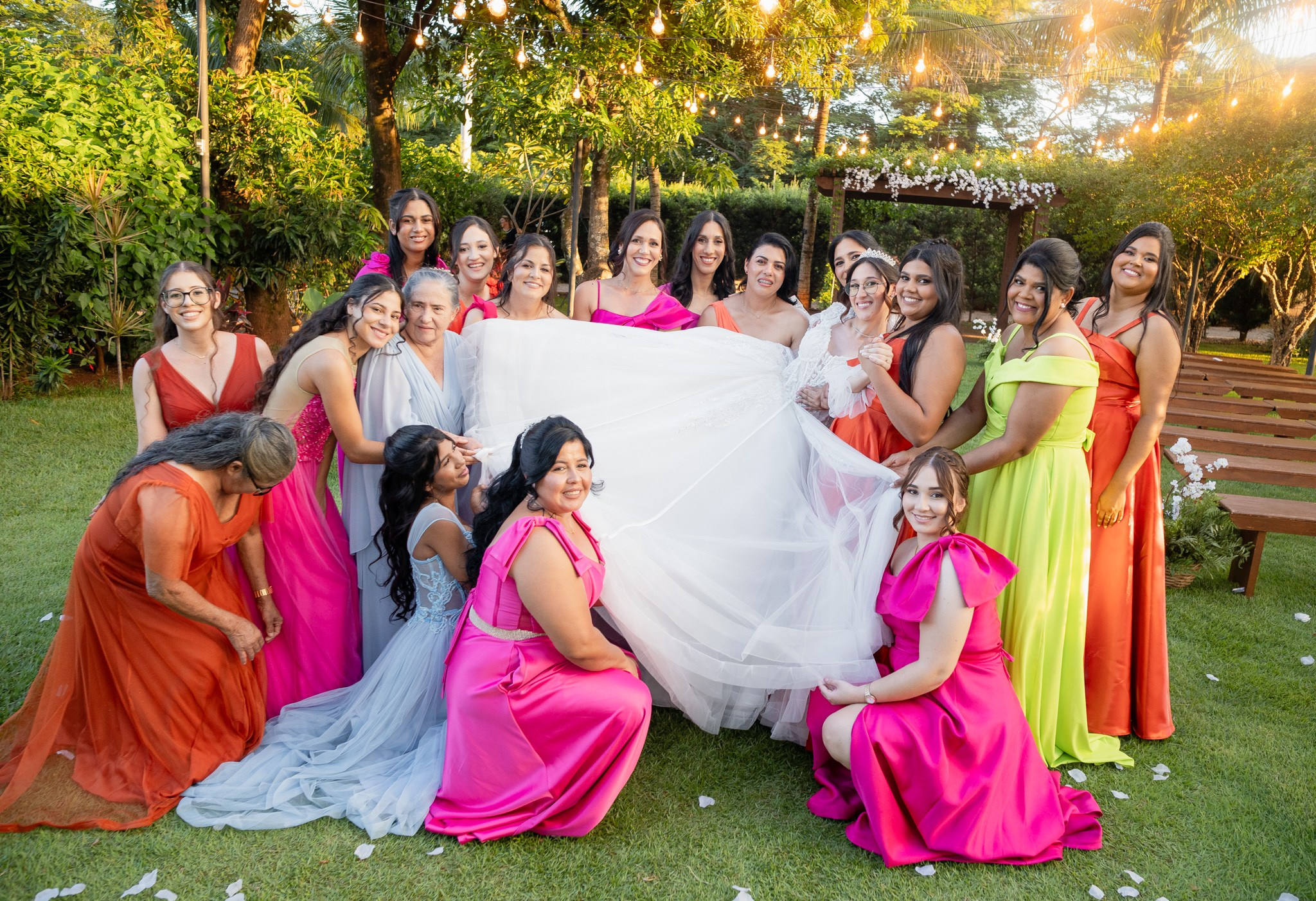 Larissa & Vinicius — Espaço Faveral / Aararaquara. Robson Colaço