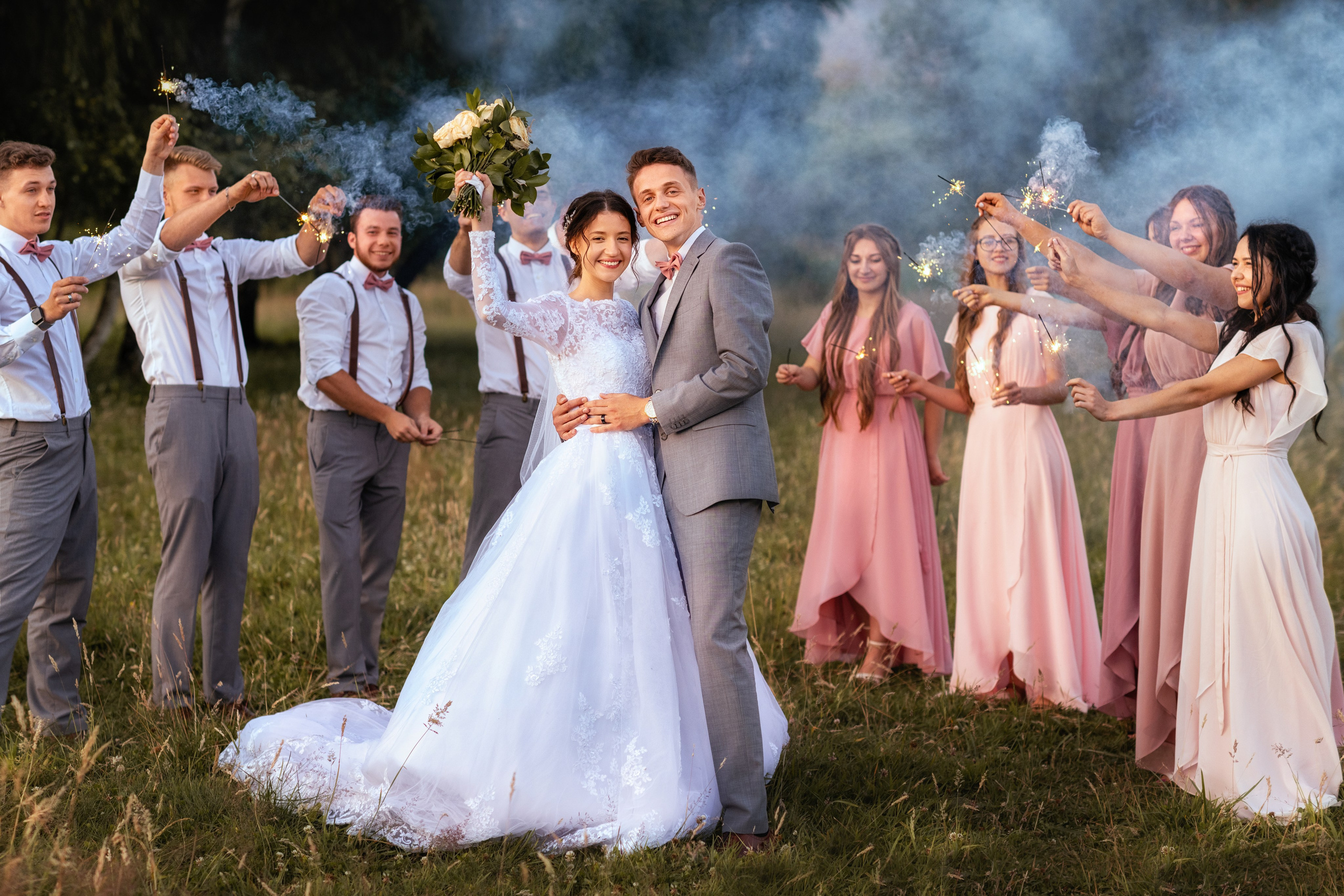 Weddings. Wedding & family photography in Seattle area. Helen Michelle photographer