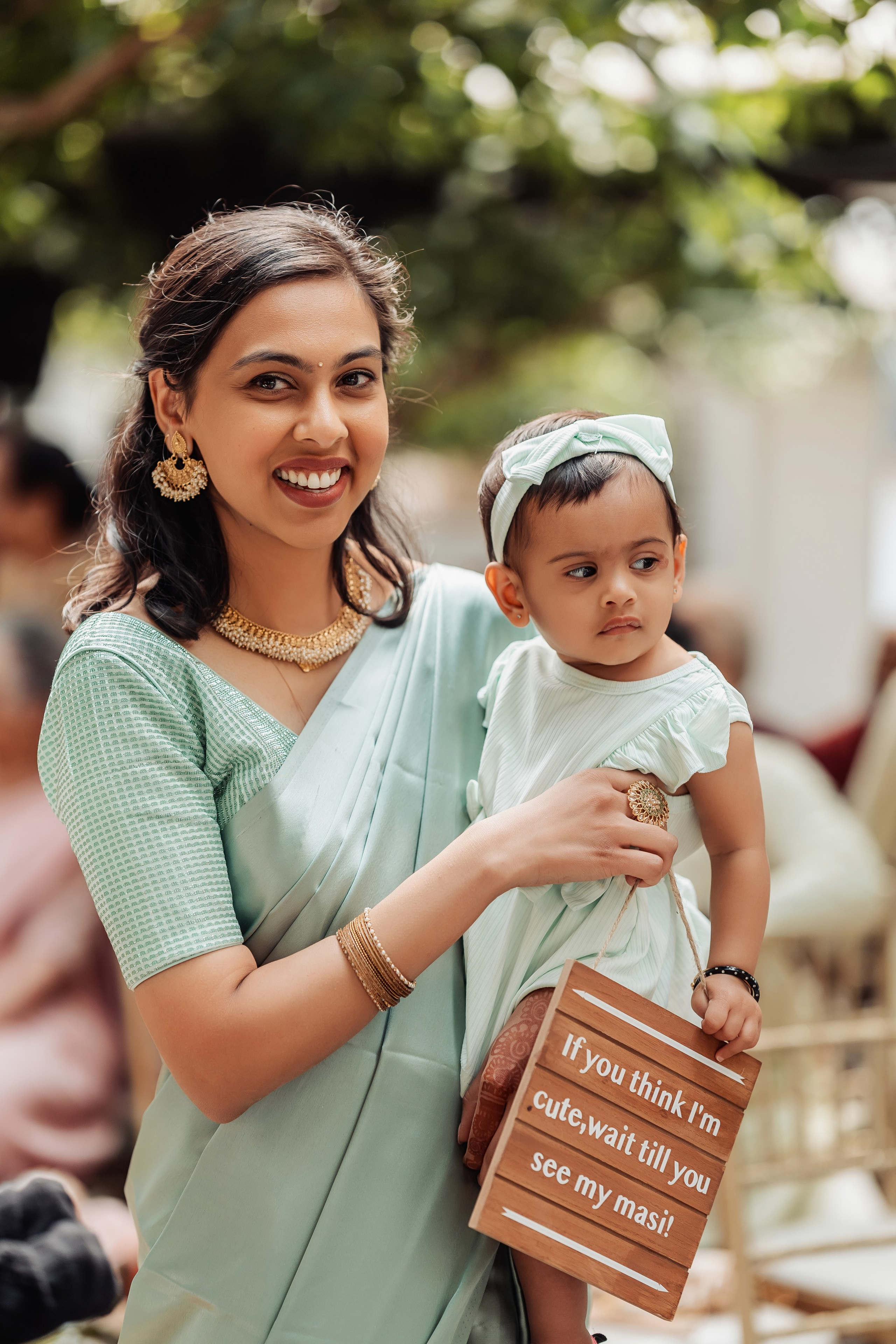 Darshil & Shailja. Wedding Photographer & Cinematographer studios
