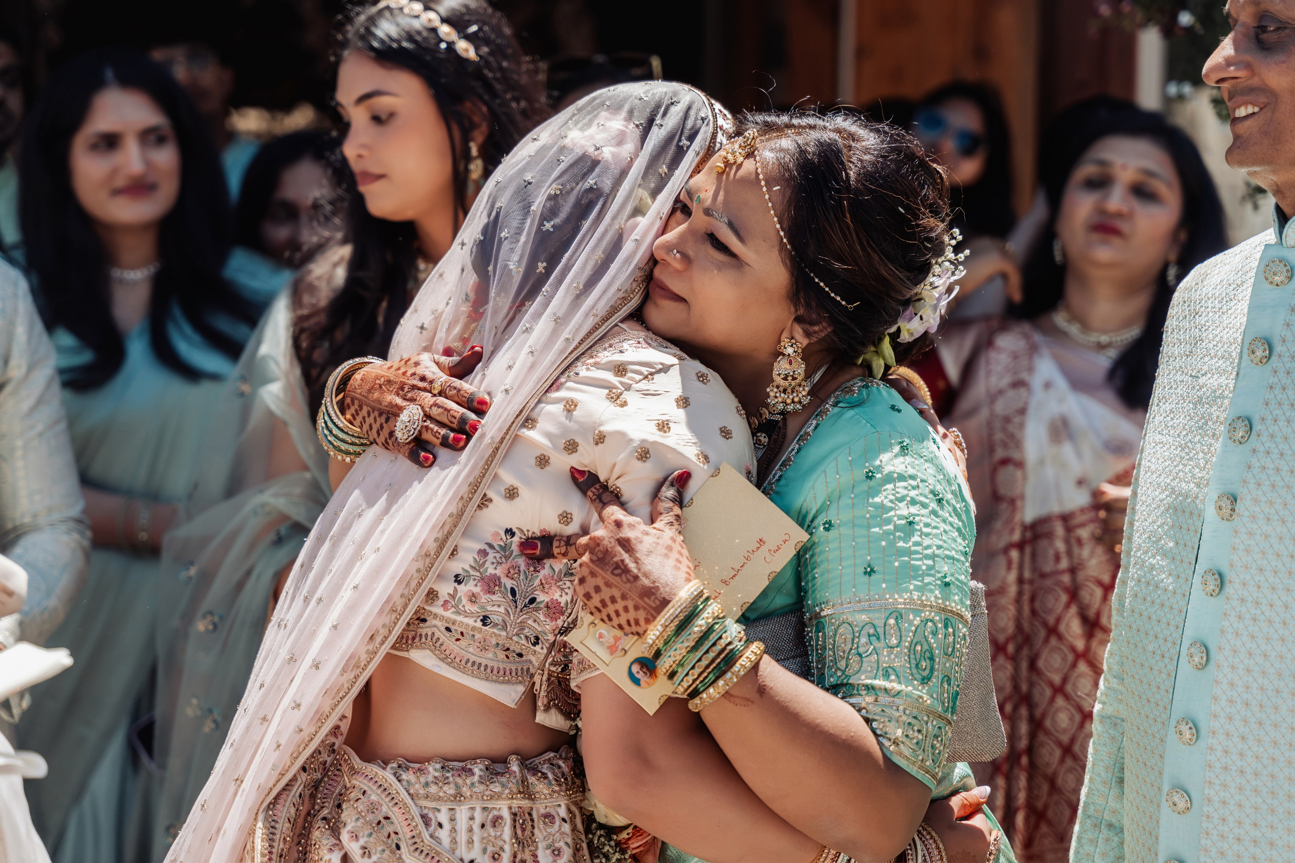 Darshil & Shailja. Wedding Photographer & Cinematographer studios