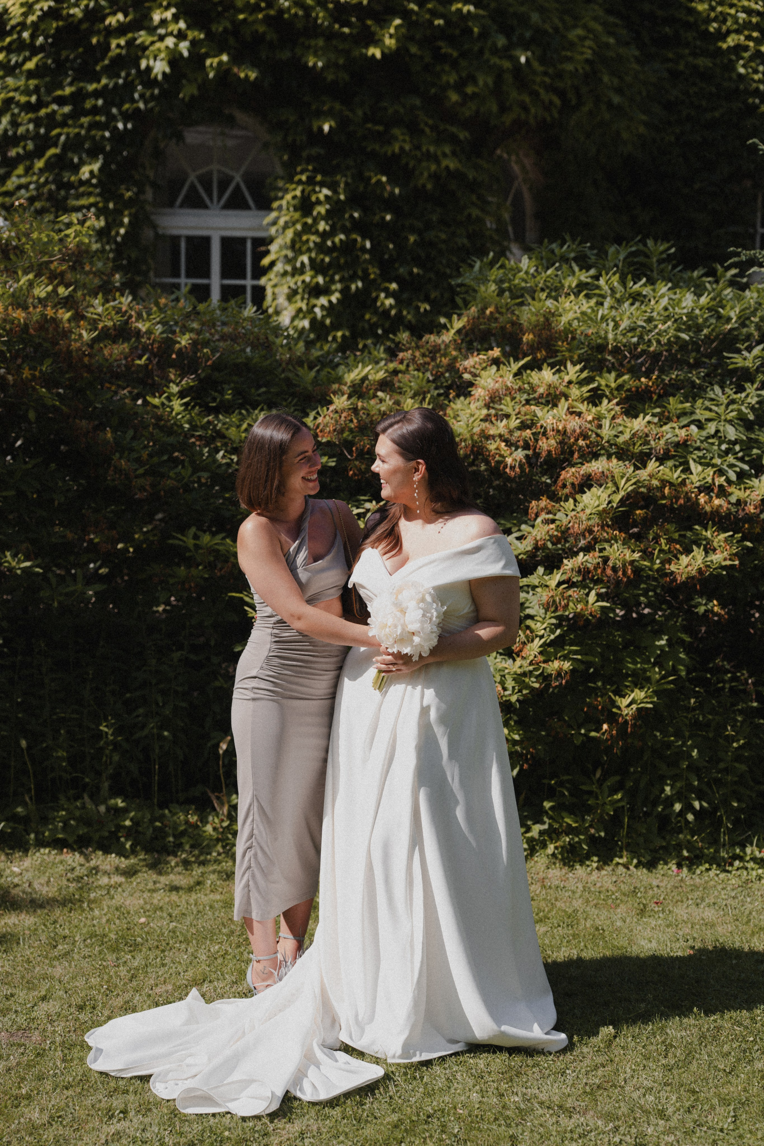 Jessica & Felix I Gesellschaft Harmonie Bochum. Hochzeitsfotografin Bochum | Halyna Reiche Fotografie NRW