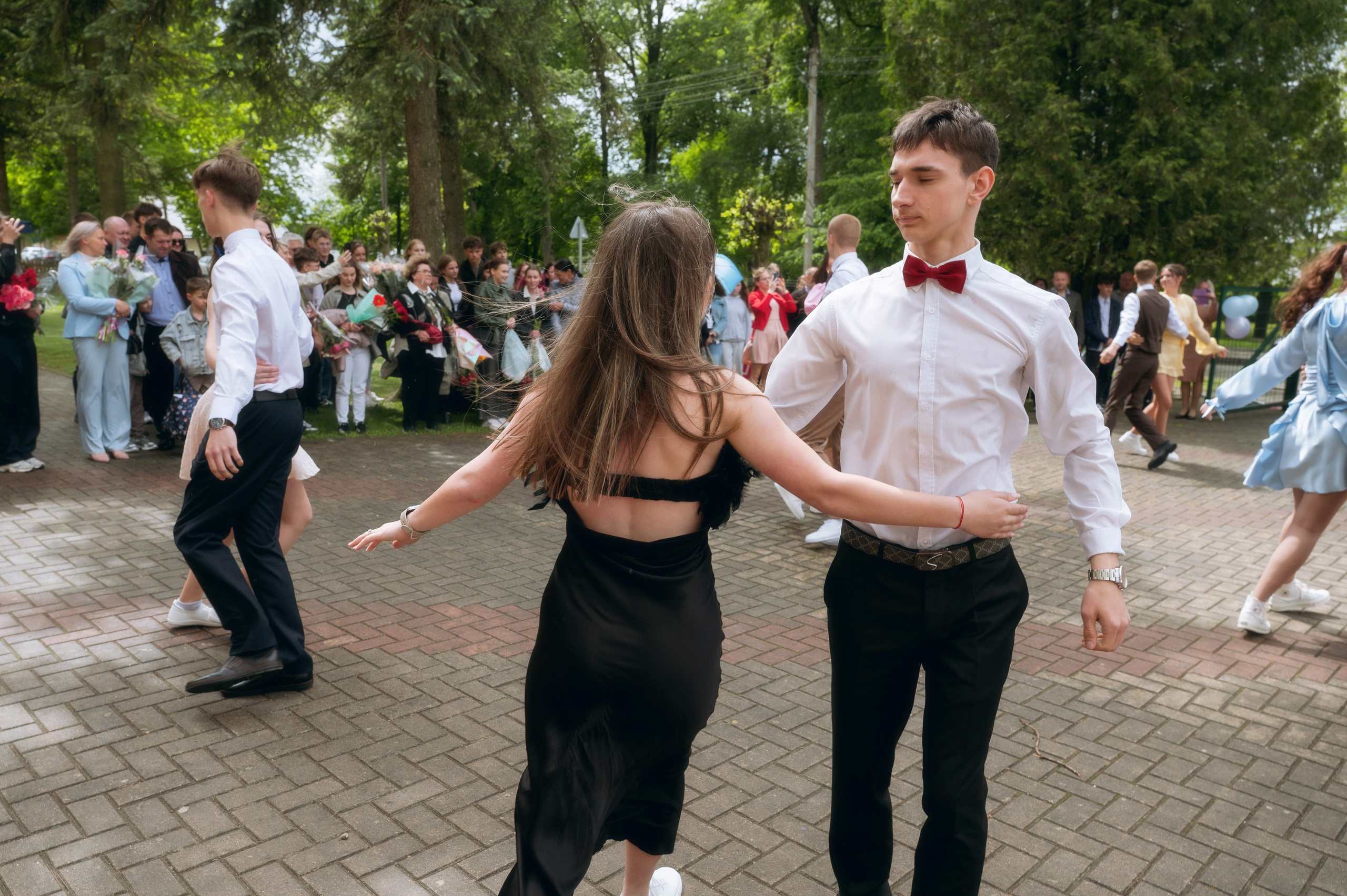 Paskutinis skambutis Joniškėlyje. Vestuvių fotografė Santa Jonuškė | Šiaulių apskritis, Panevėžio apskritis ir visa Lietuva
