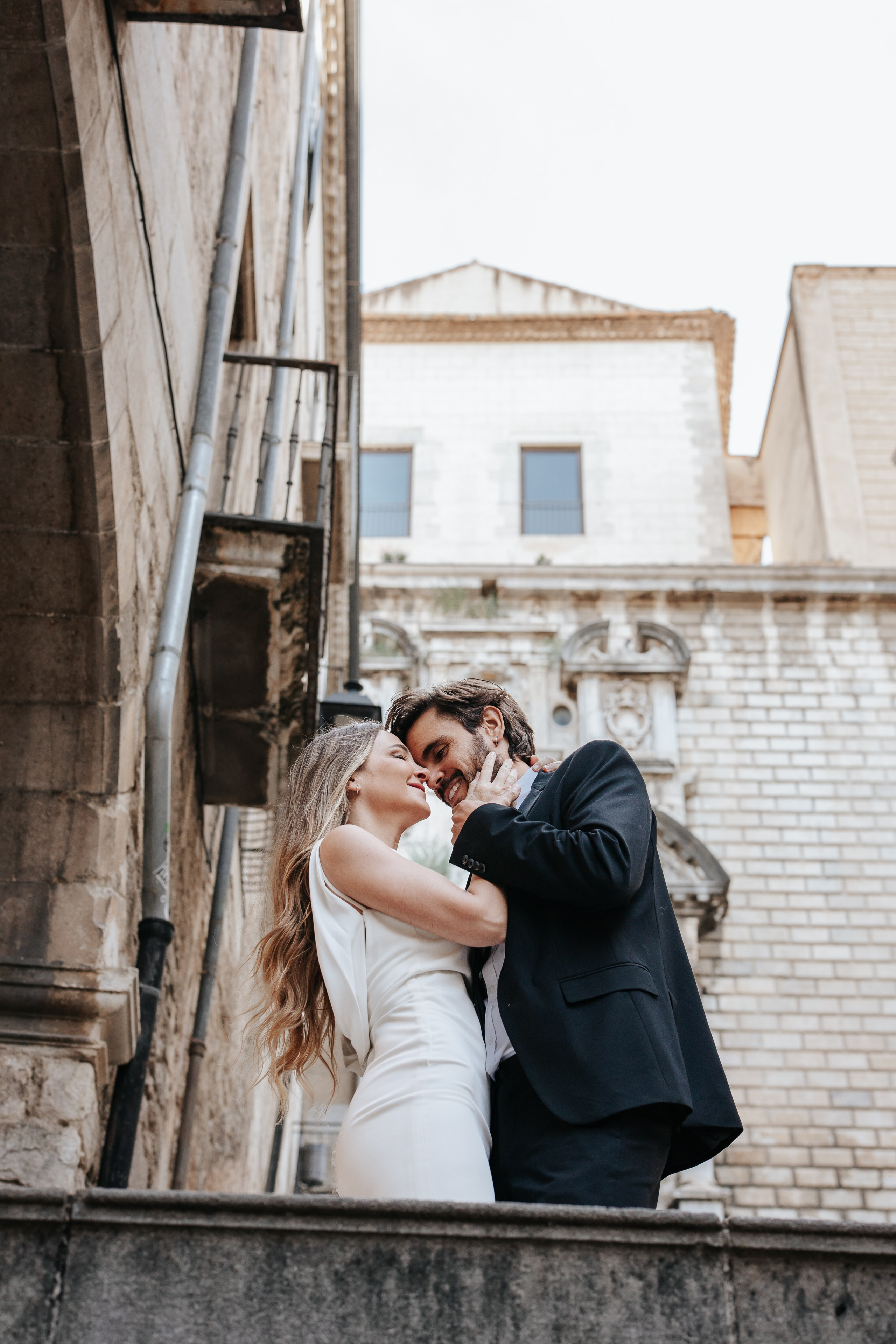 Barbara+Carlos, Girona, Love story. Wedding photographer in Catalonia