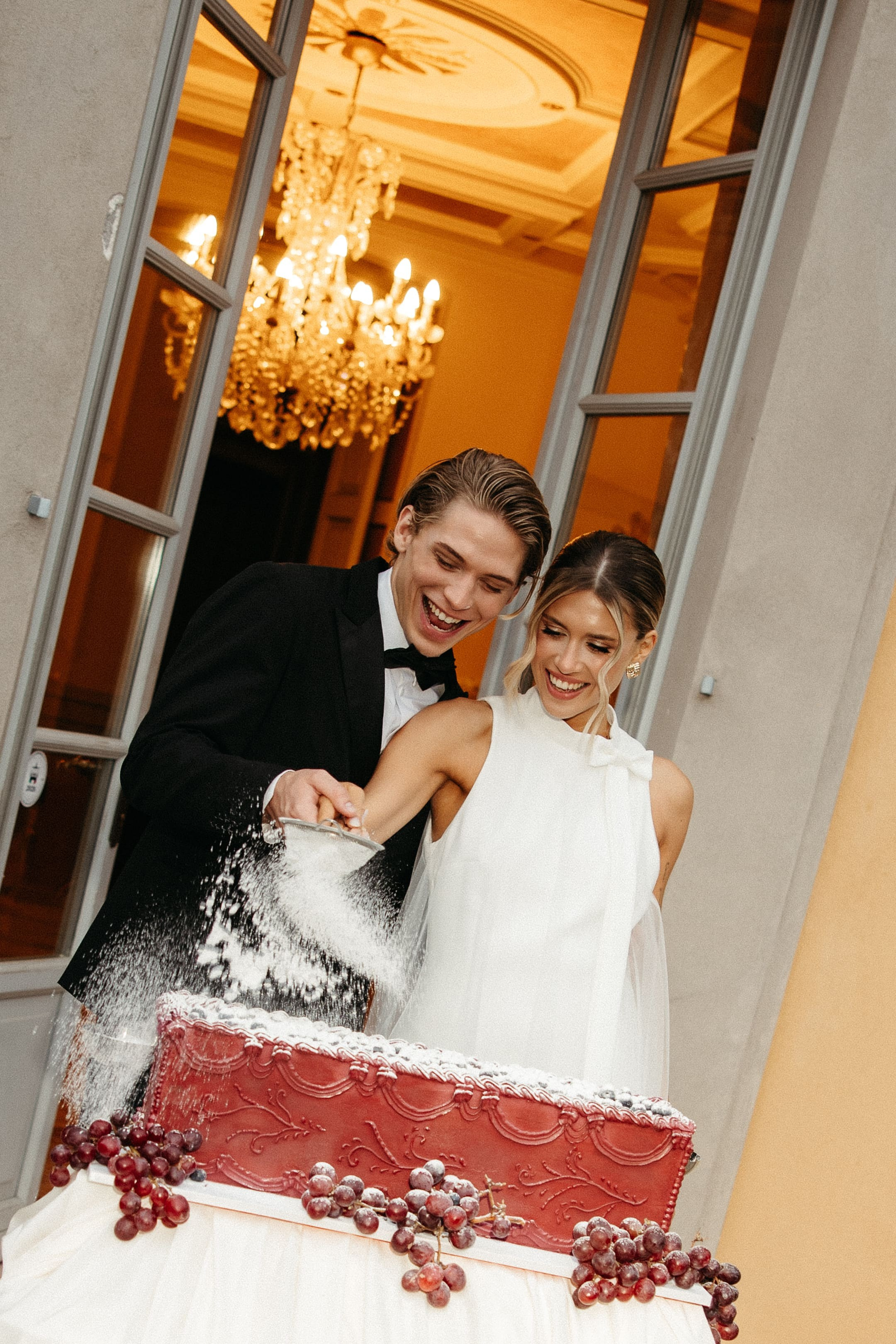 Melania & Matteo. Premium Wedding Photographer Iași