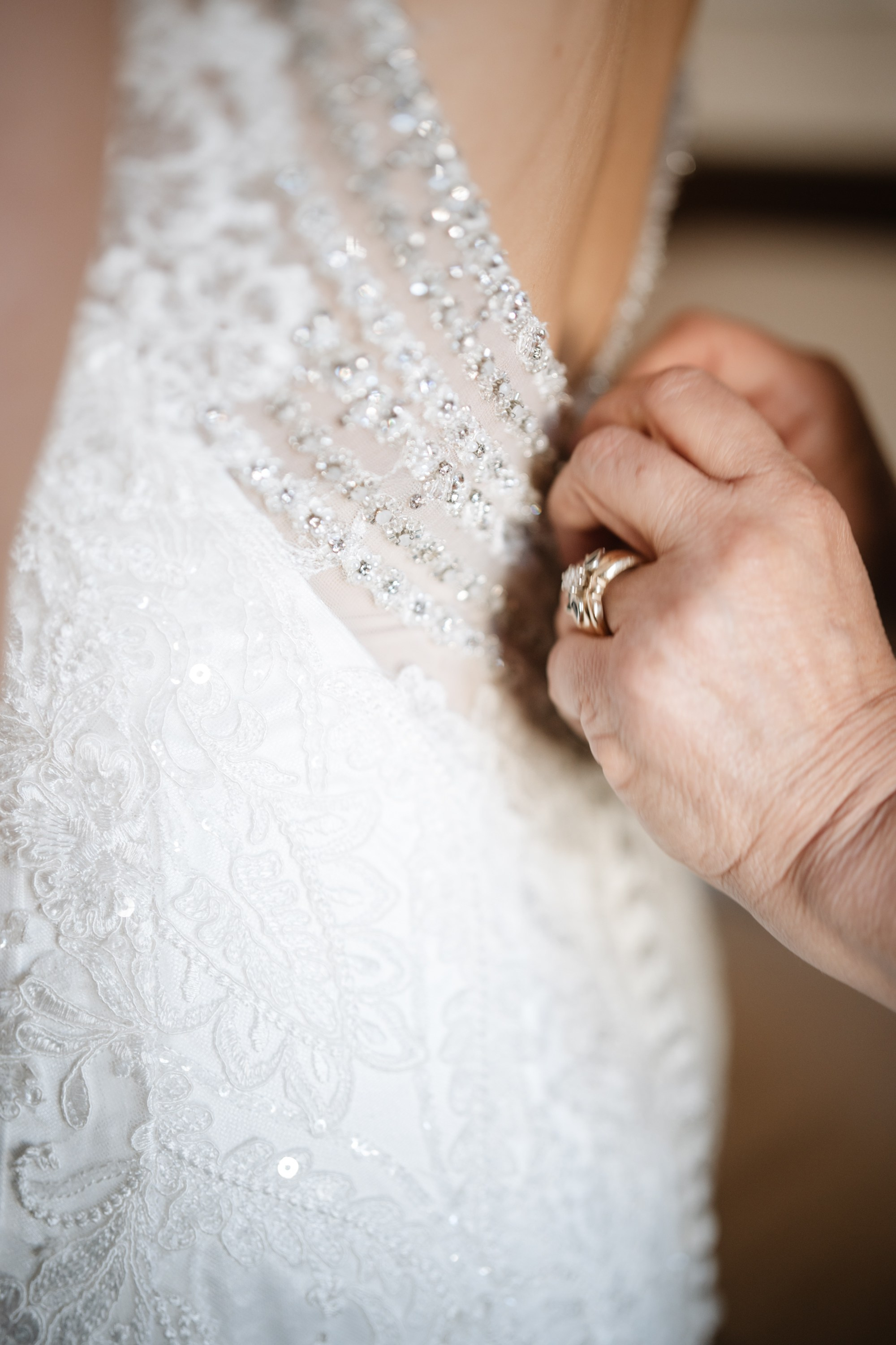 Oct 2025- Hanna and Johnathan’s wedding. Portrait and wedding photographer in New York